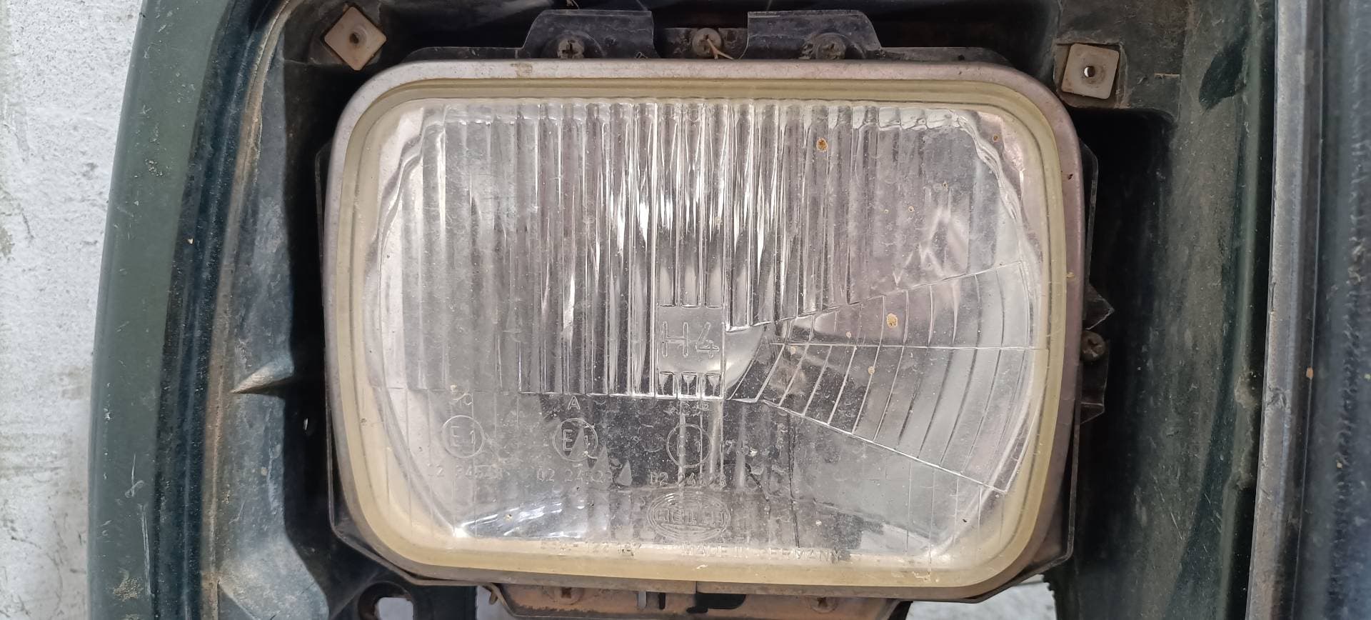 Faro derecho JEEP CHEROKEE (J)