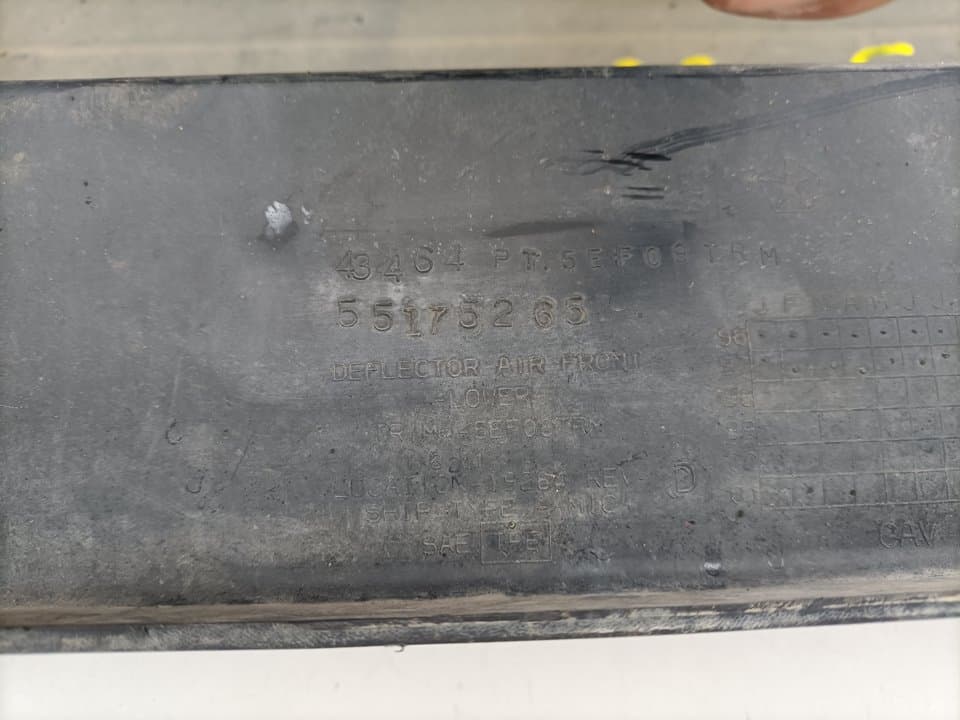 Paragolpes trasero JEEP CHEROKEE (J) 3