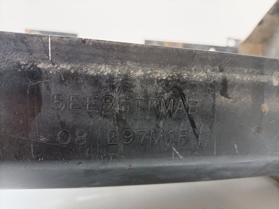Paragolpes trasero JEEP CHEROKEE (J) 2