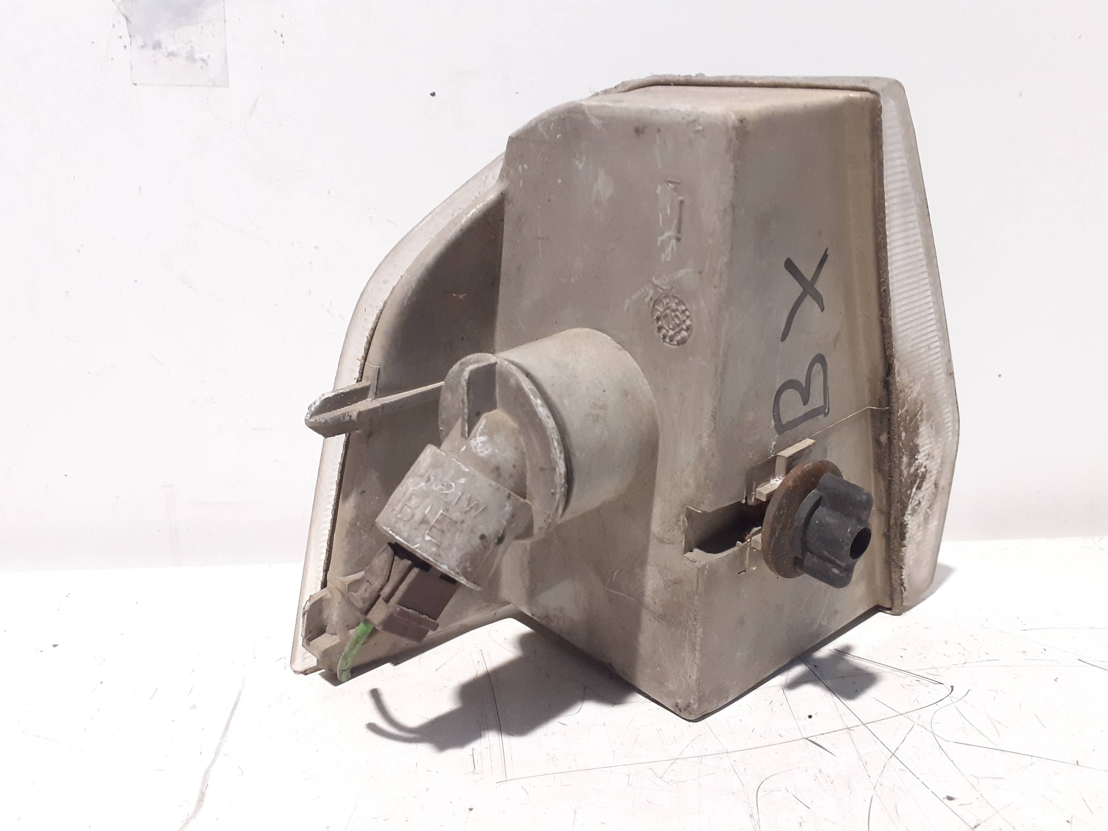 Recambio CITROEN BX BERLINA ref. 95619034 2