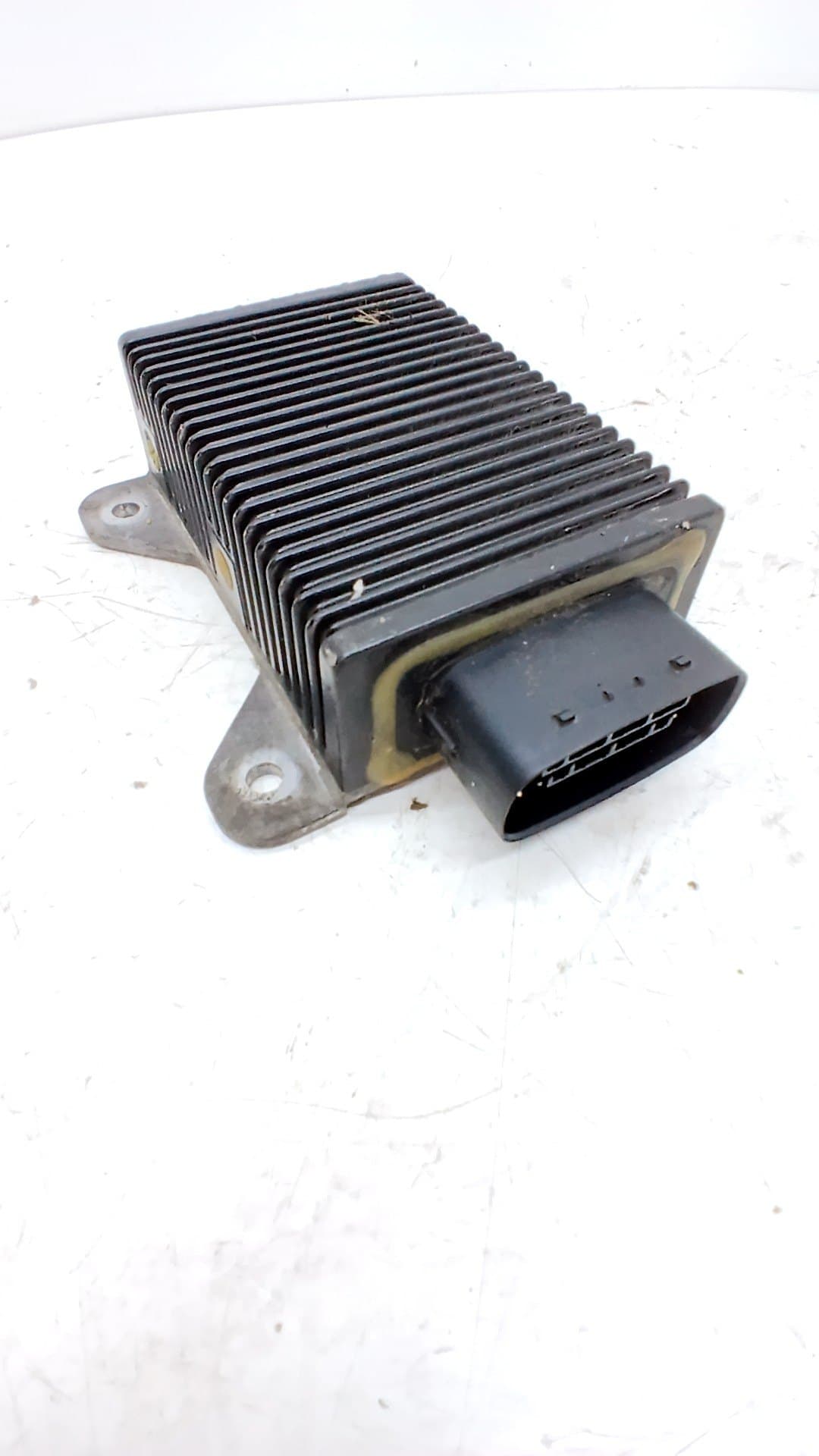 Centralita motor uce VOLVO V40 STATION WAGON (645)
