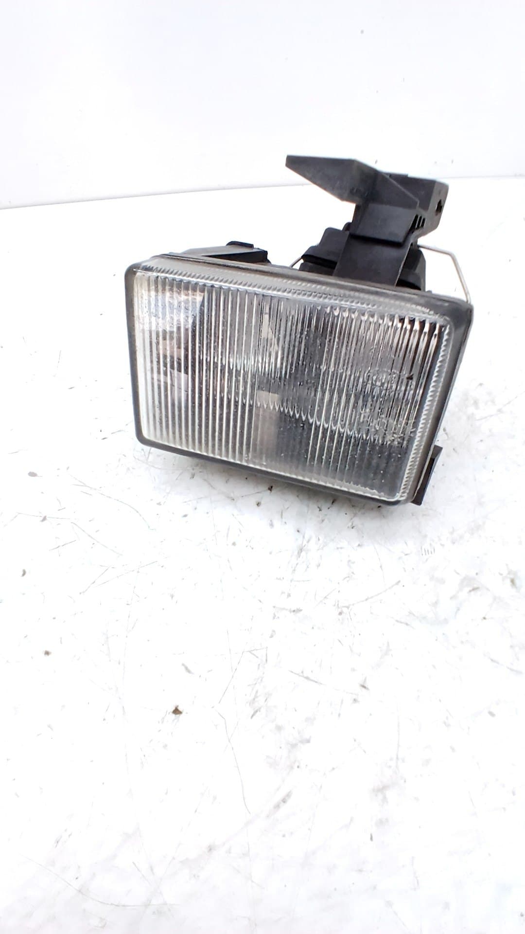 Faro antiniebla derecho VOLVO V40 STATION WAGON (645)