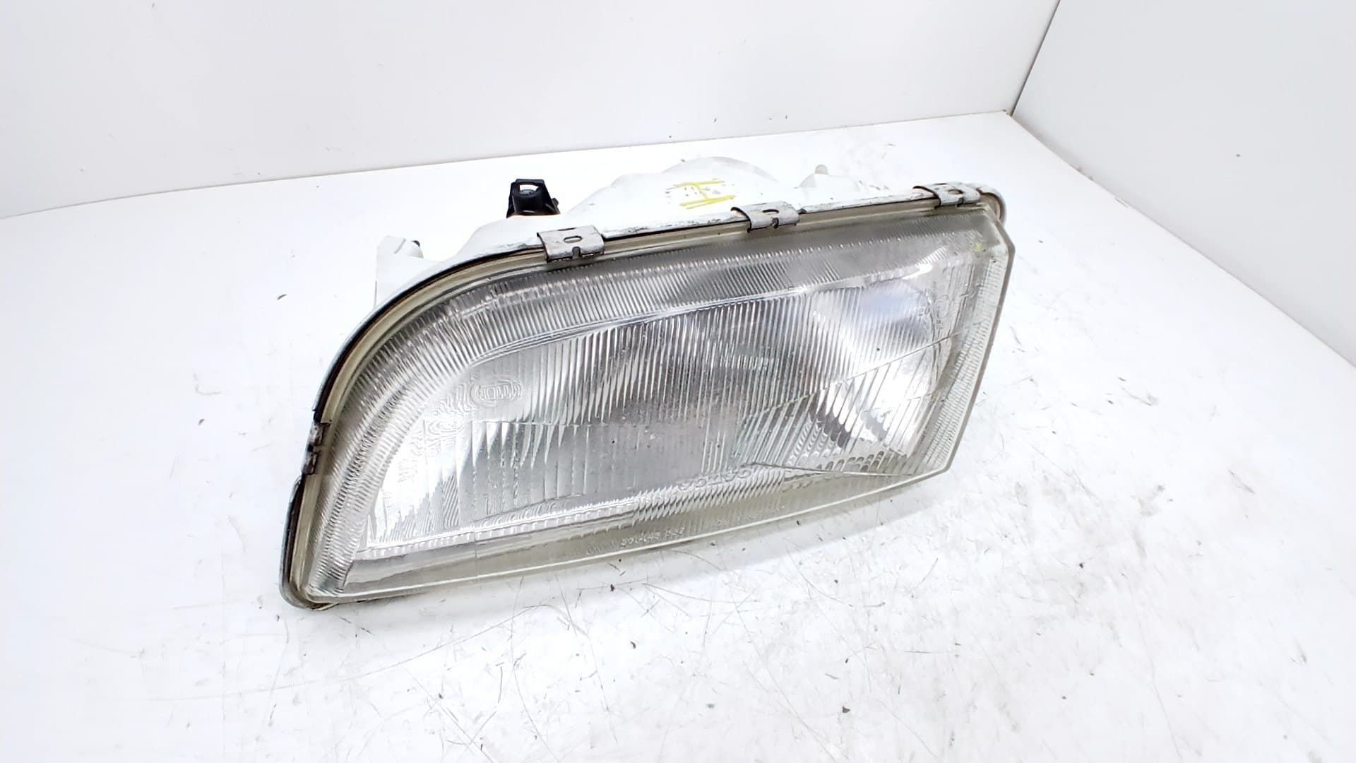 Faro izquierdo VOLVO V40 STATION WAGON (645)