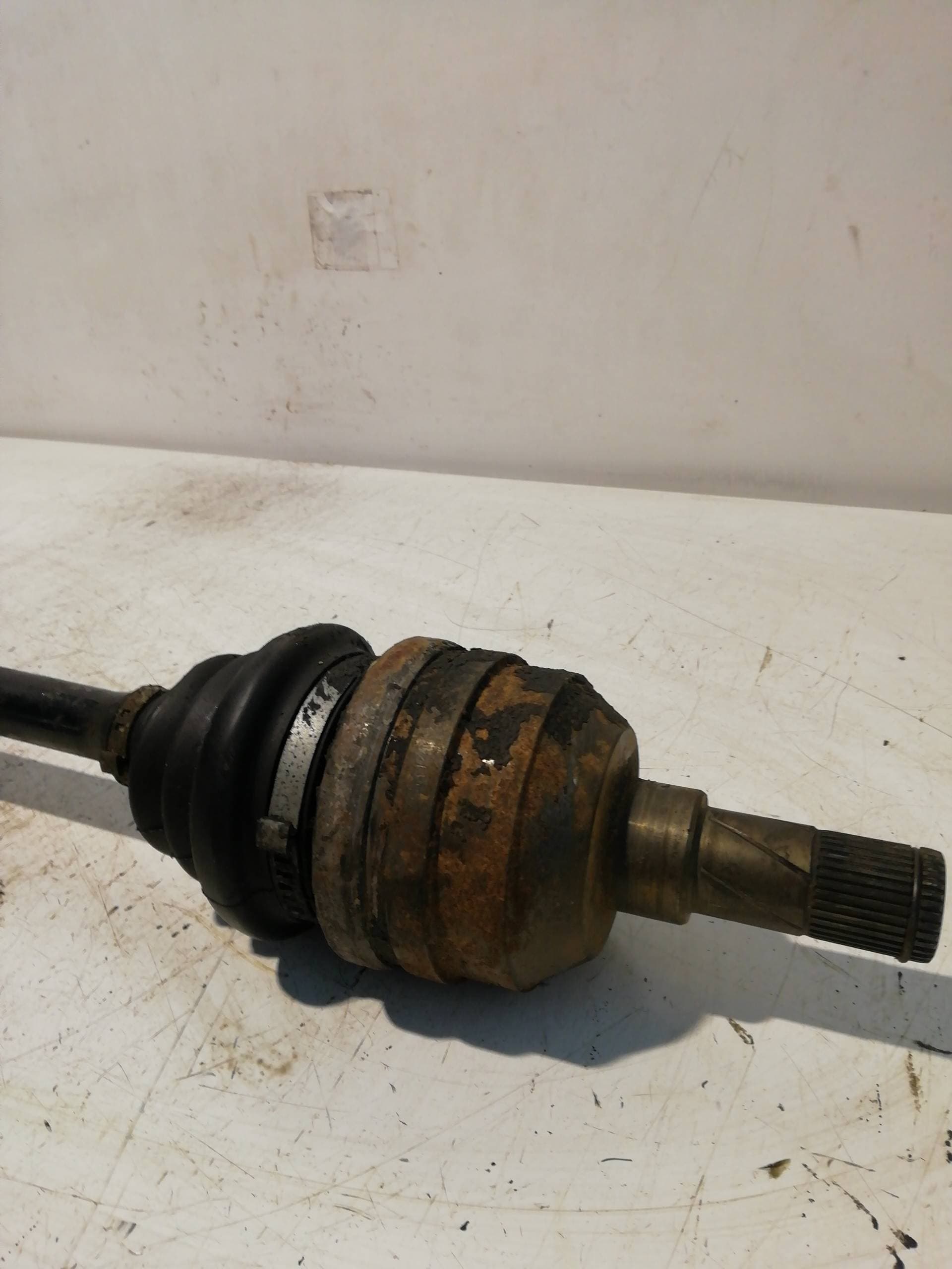 Transmision delantera derecha OPEL VECTRA B CARAVAN 3