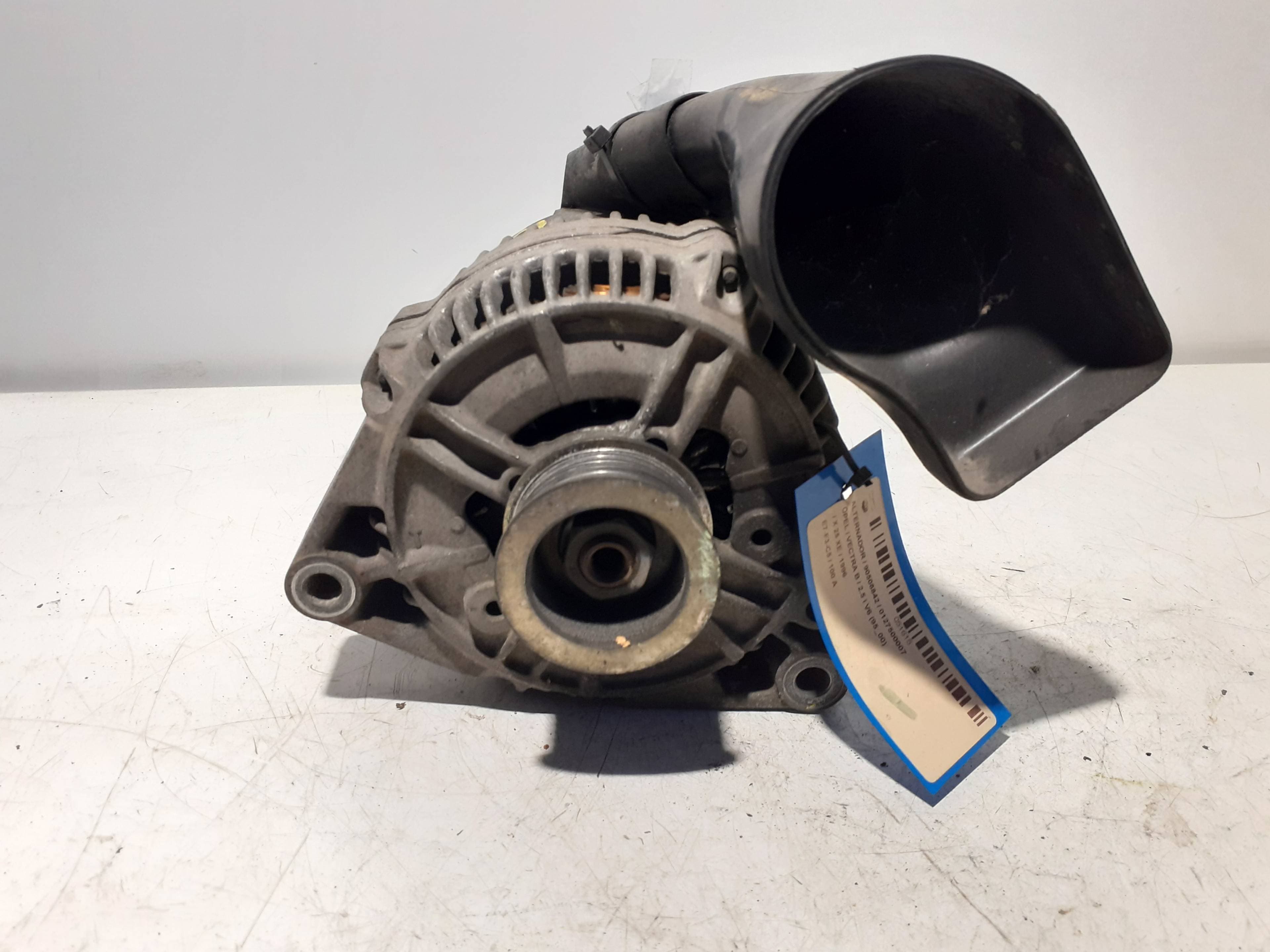 Alternador OPEL VECTRA B CARAVAN 4