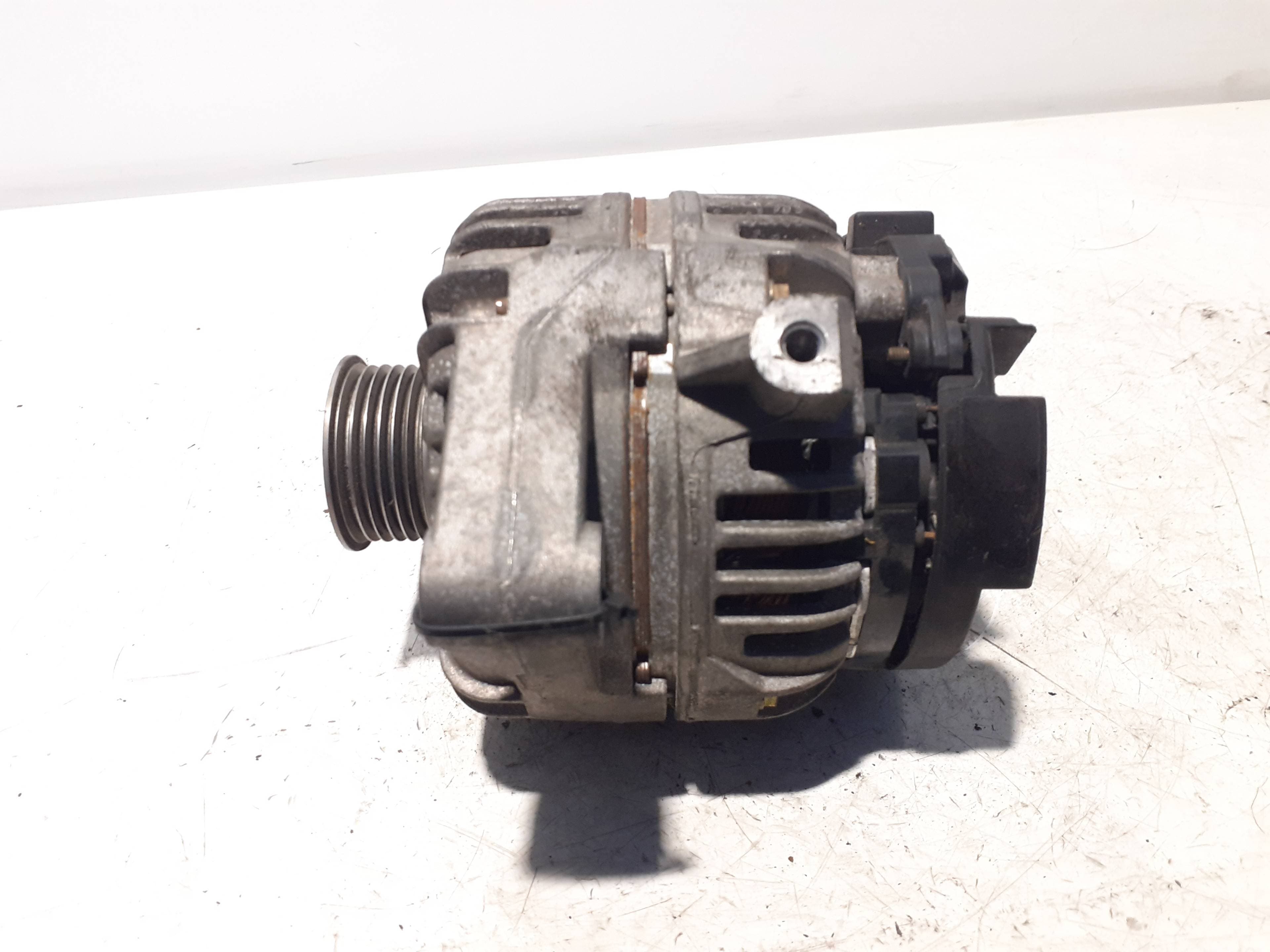 Alternador OPEL VECTRA B CARAVAN 4