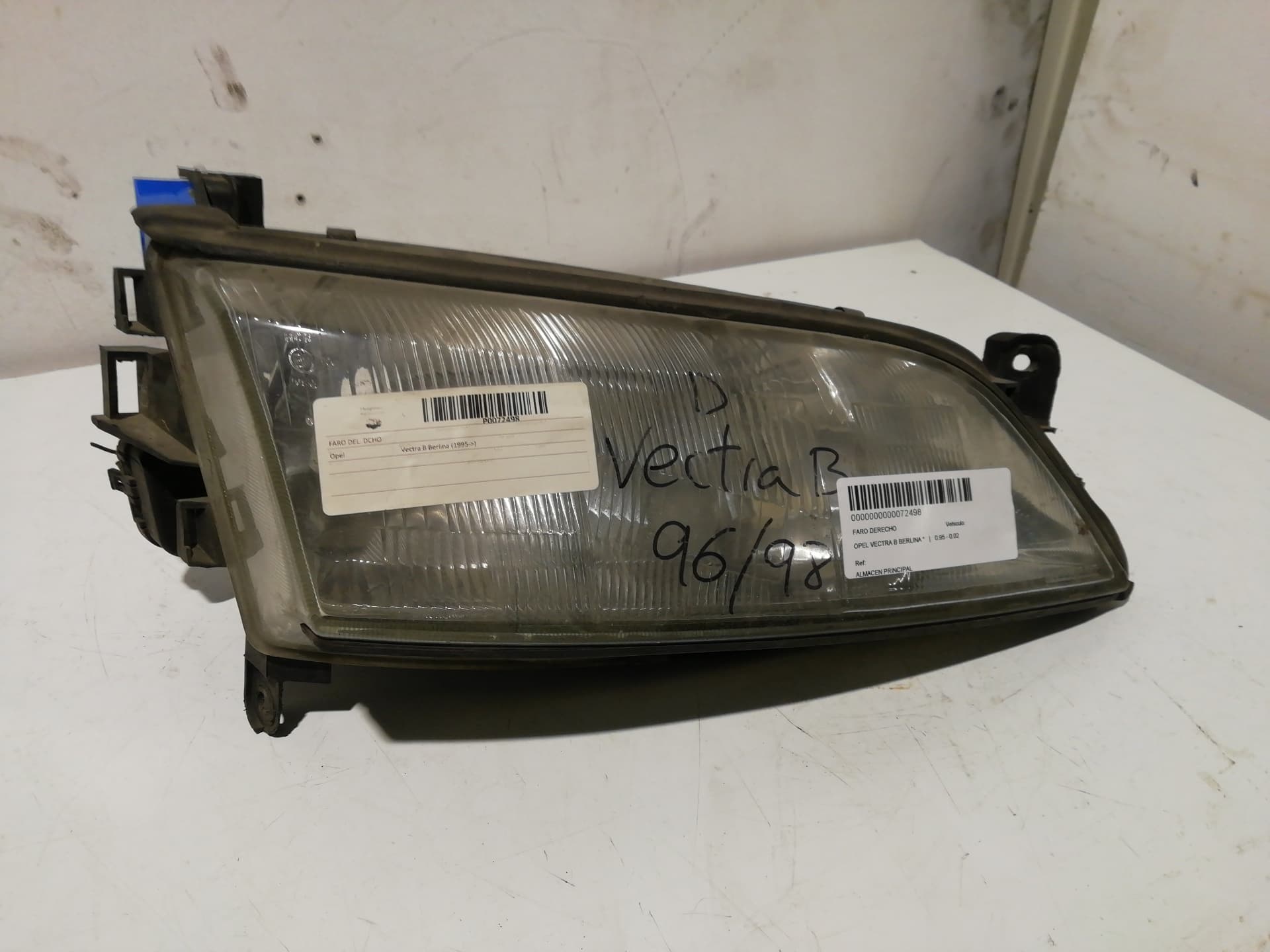 Faro derecho OPEL VECTRA B CARAVAN