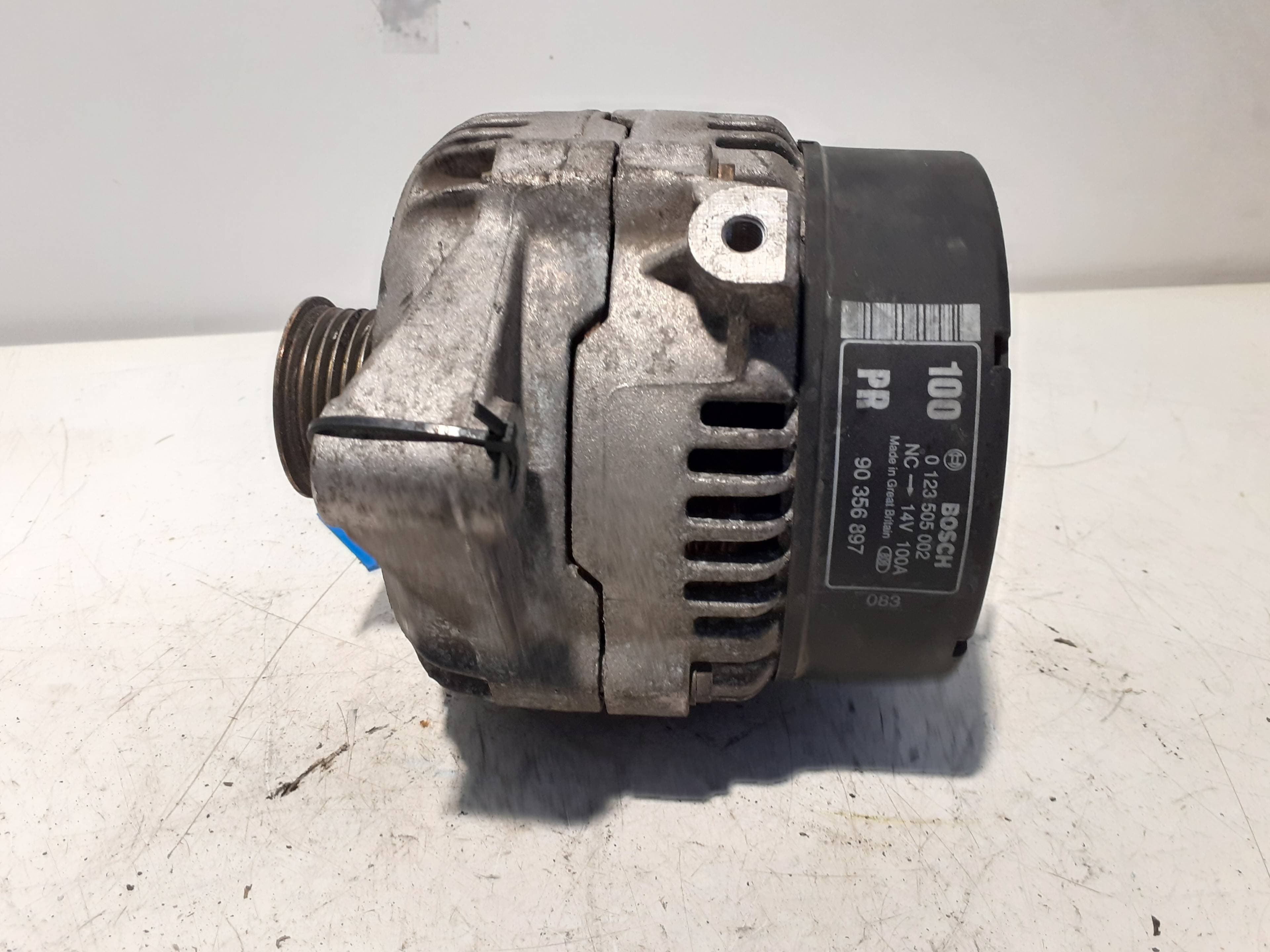 Alternador OPEL VECTRA B CARAVAN 3