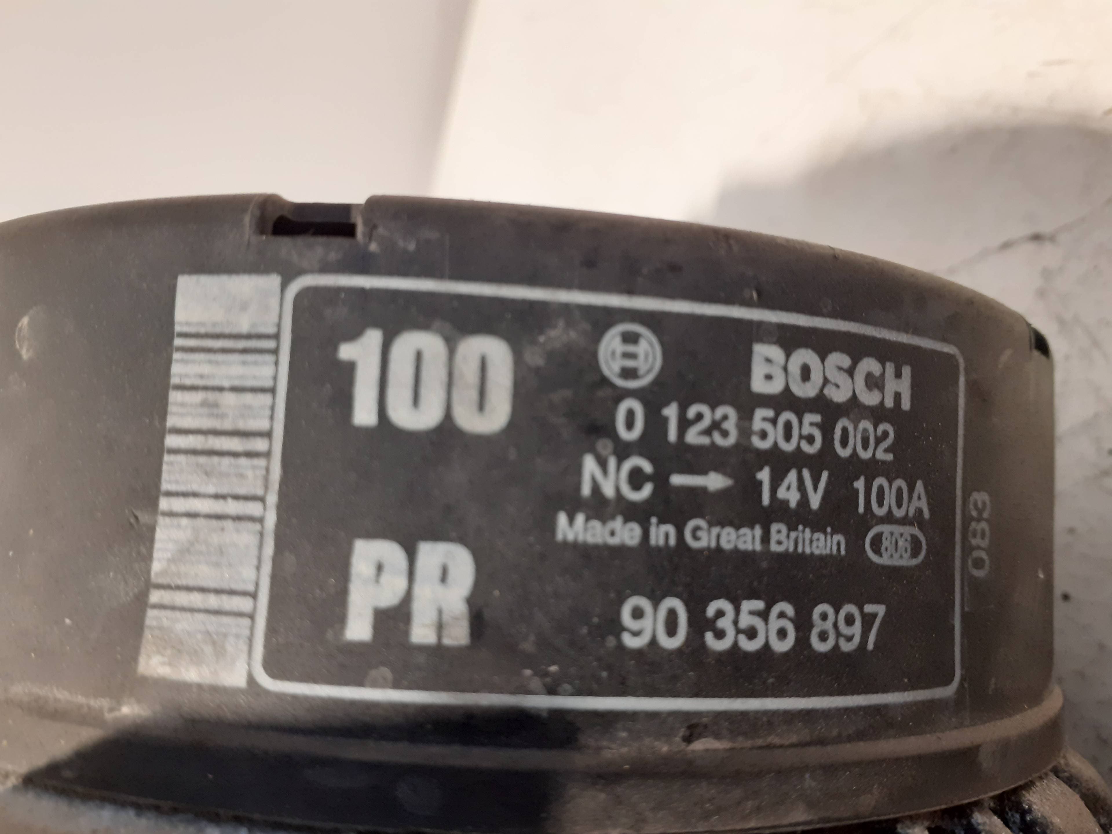 Alternador OPEL VECTRA B CARAVAN 2