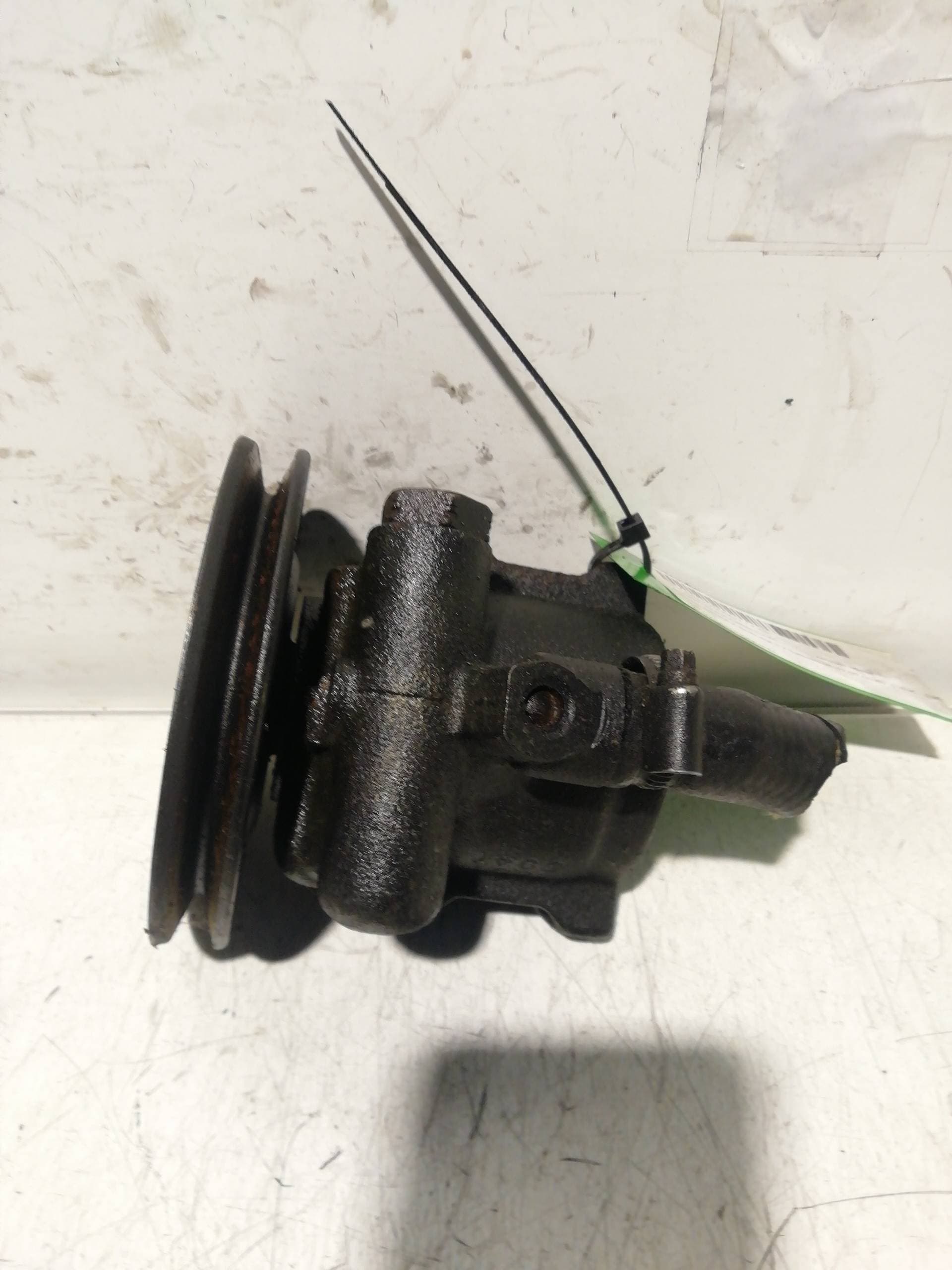 Bomba direccion OPEL ASTRA F BERLINA