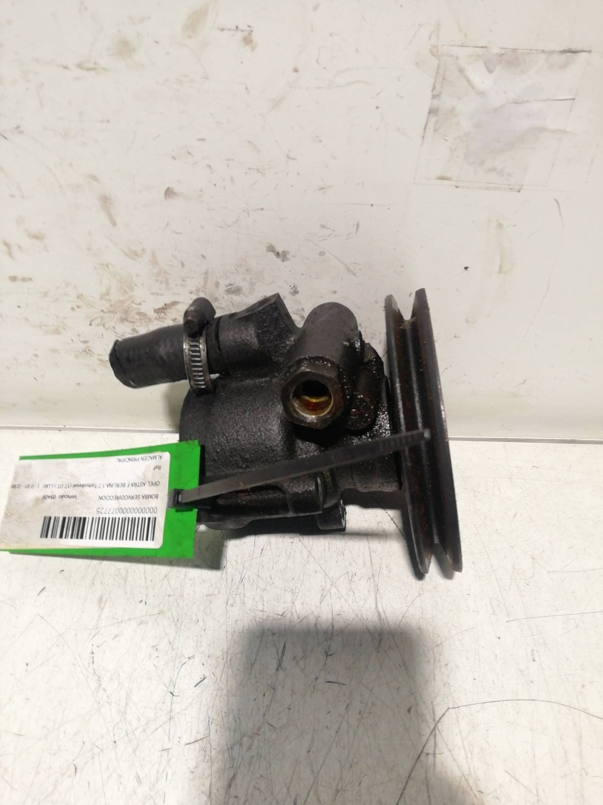Bomba direccion OPEL ASTRA F BERLINA 3