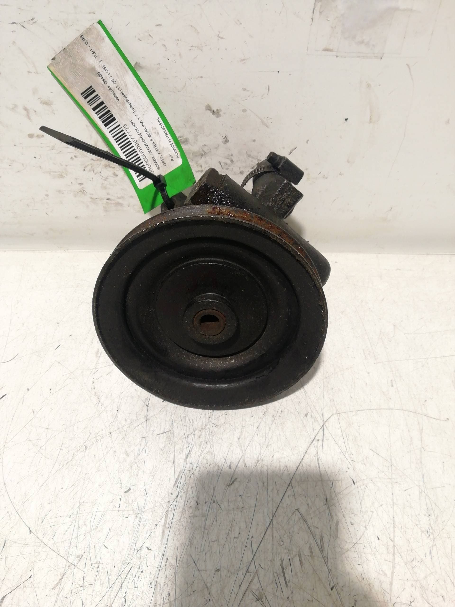 Bomba direccion OPEL ASTRA F BERLINA 2