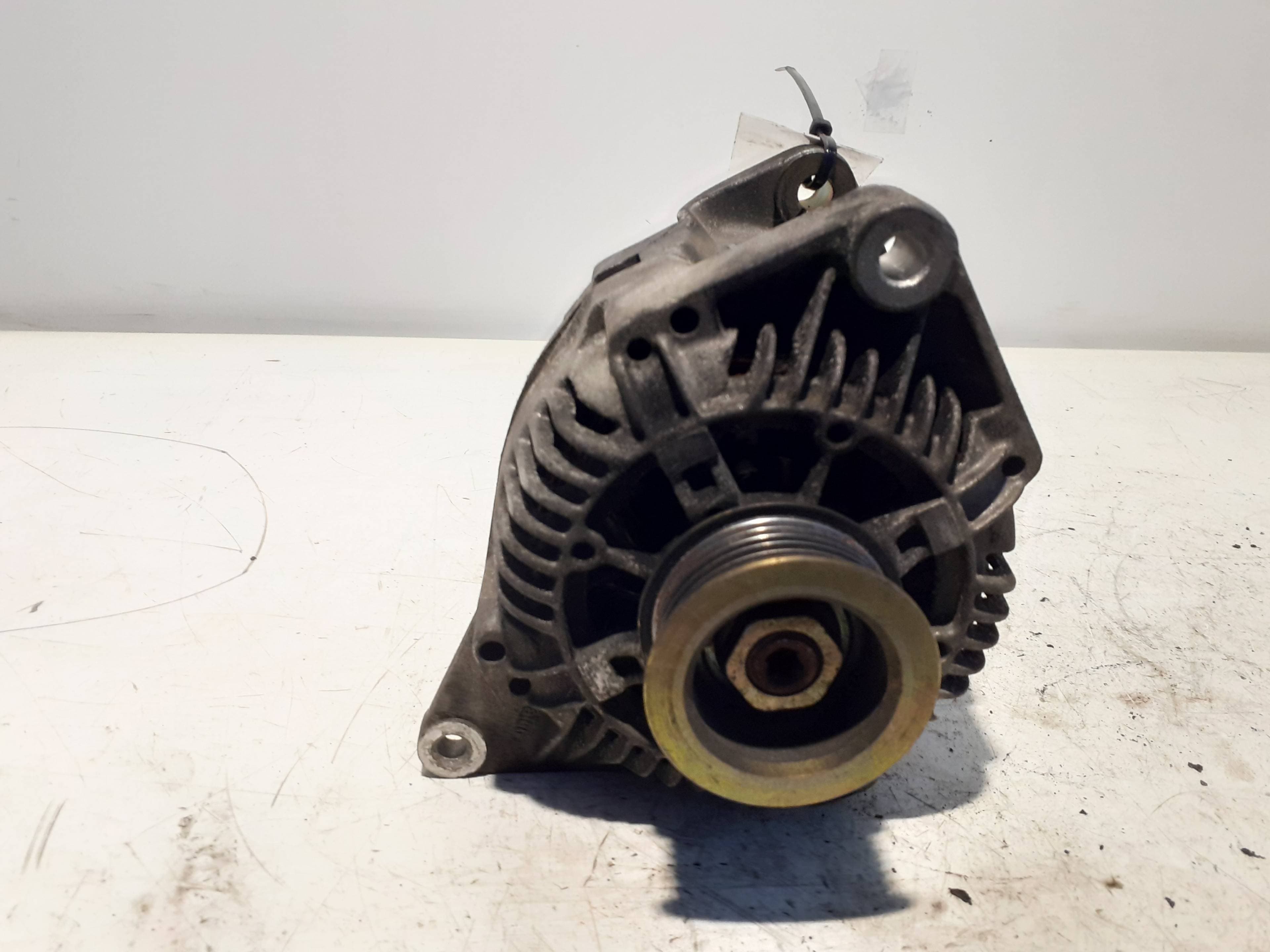 Alternador RENAULT MEGANE I CLASSIC (LA0)