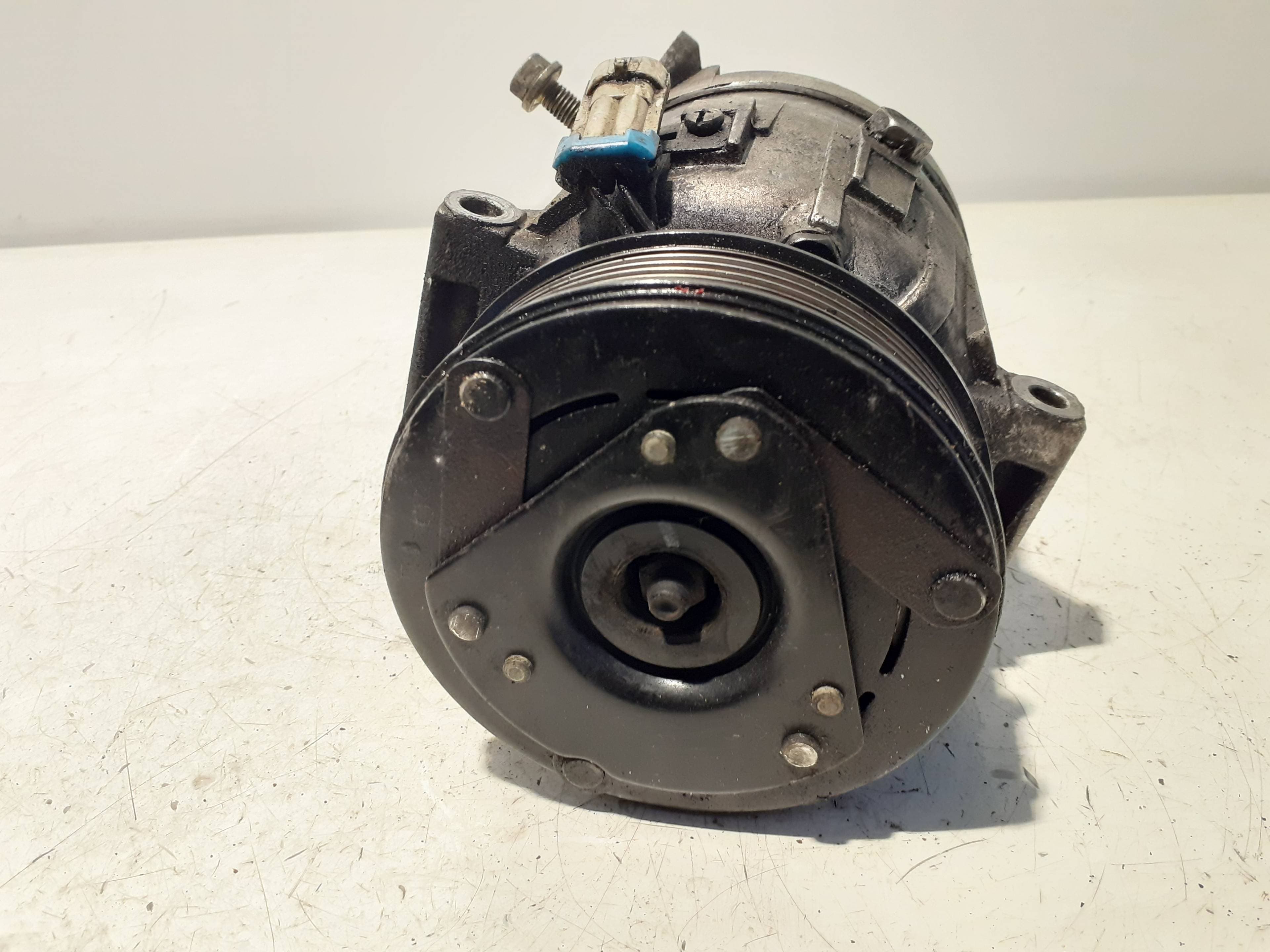 Recambio OPEL VECTRA B CARAVAN ref. 6560782