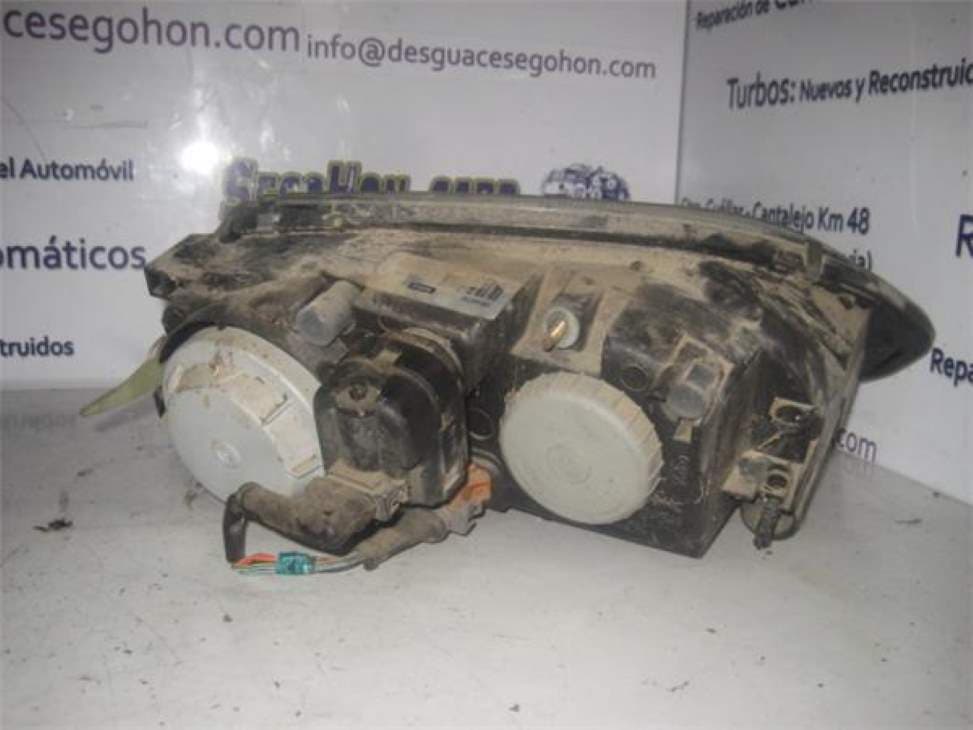 Faro izquierdo RENAULT SAFRANE (B54) 2