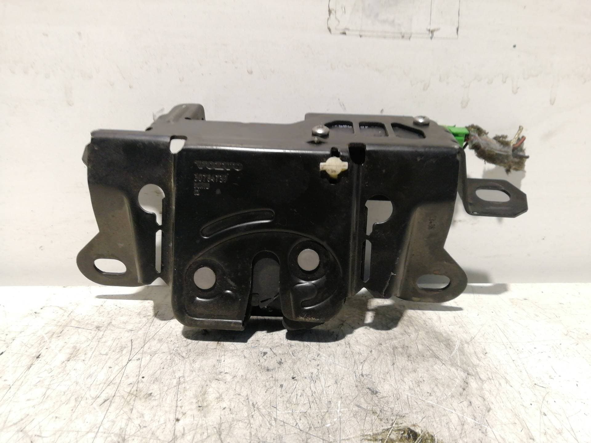 Cerradura maletero / porton VOLVO SERIE 850