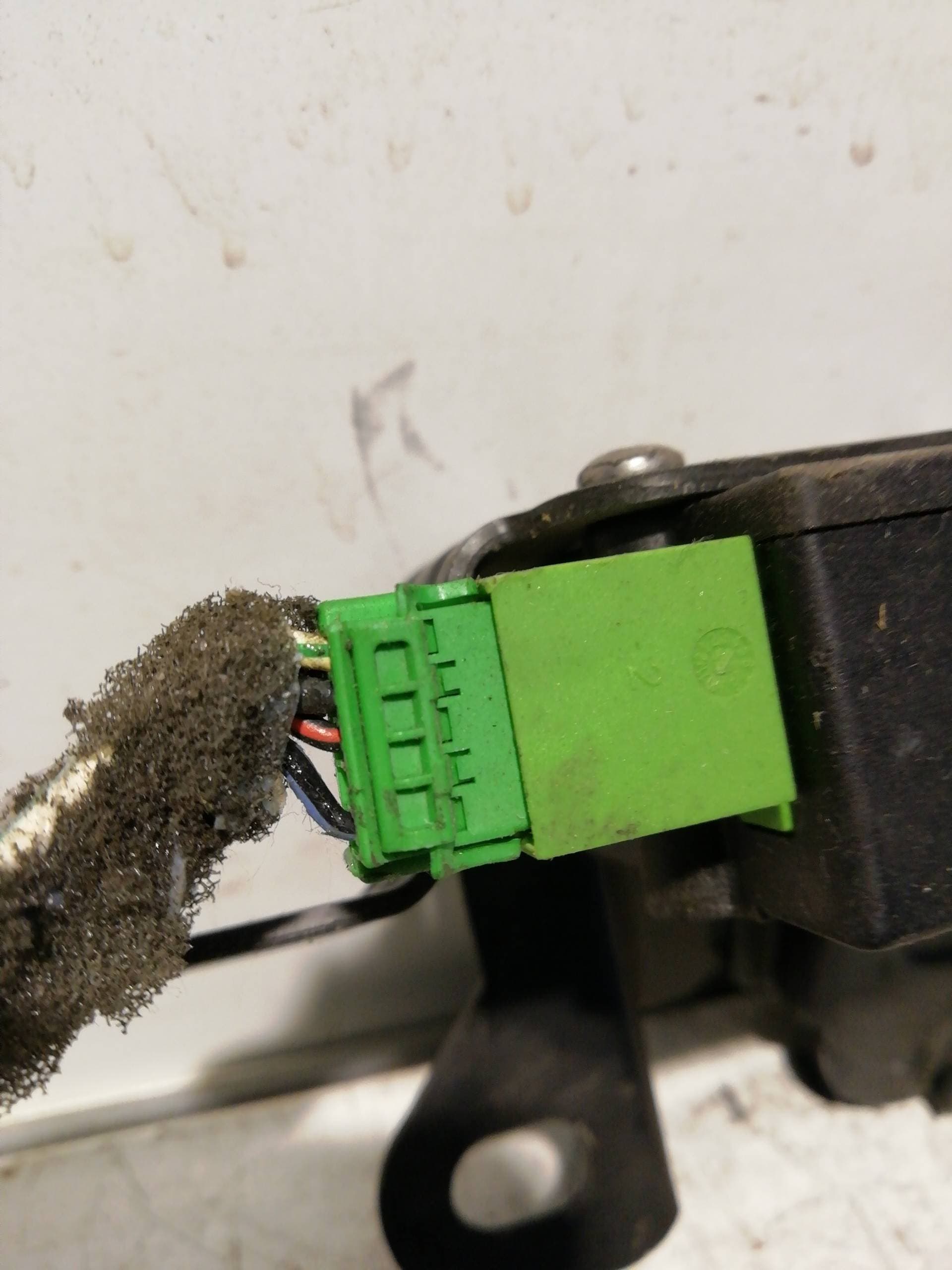 Cerradura maletero / porton VOLVO SERIE 850 3