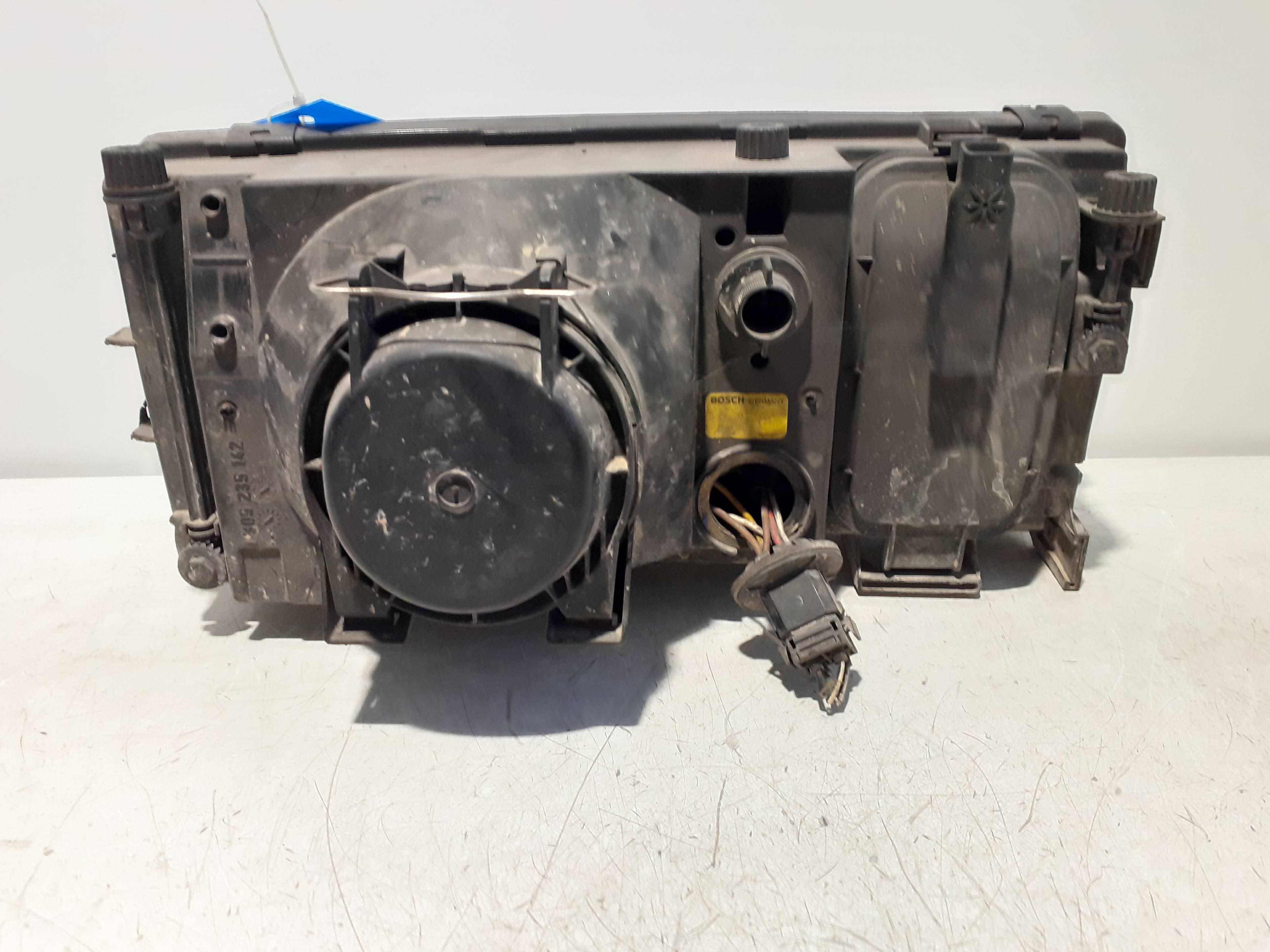 Faro izquierdo VOLVO SERIE 850 3