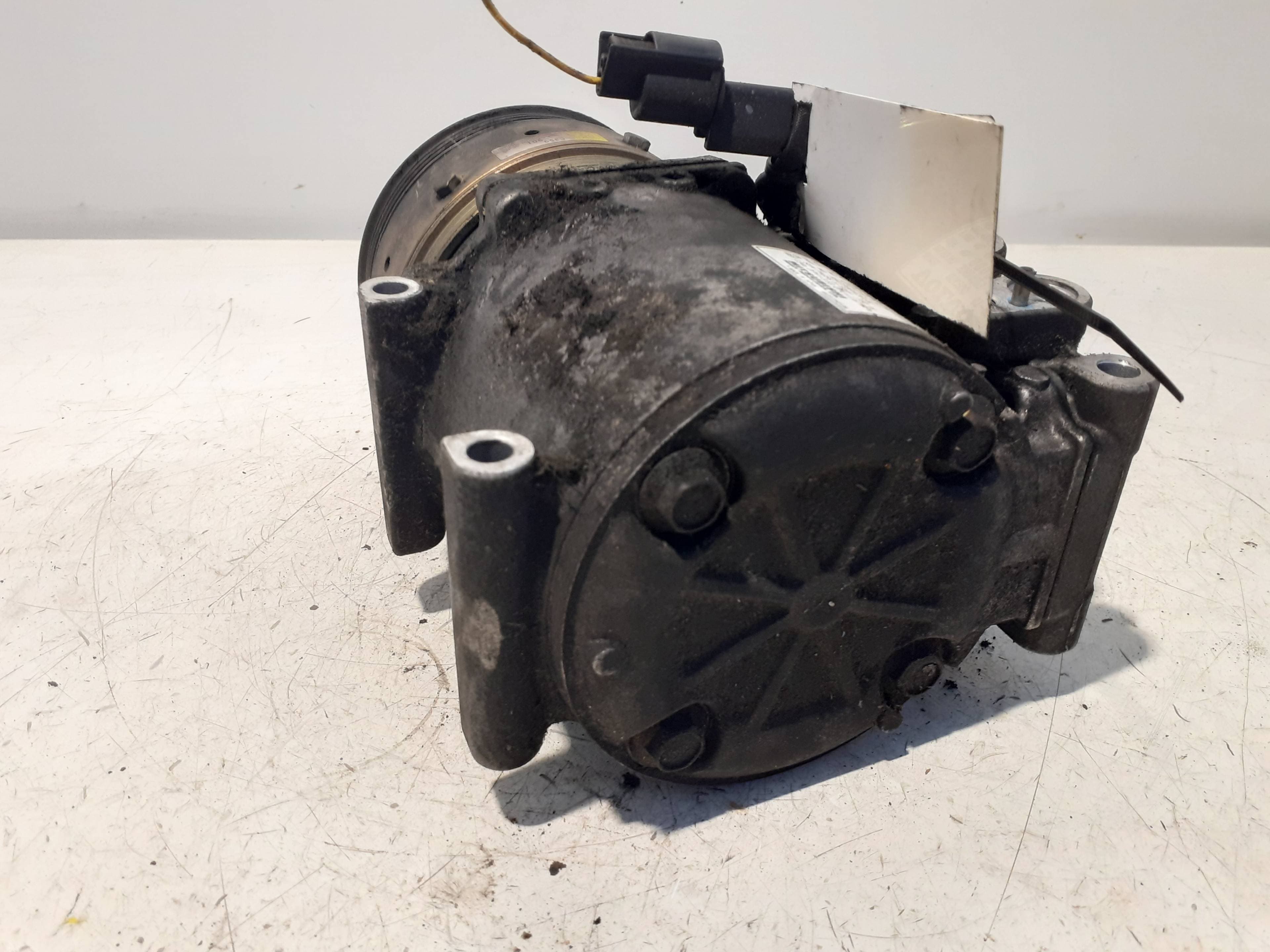 Recambio VOLVO S40 BERLINA ref. 30614023 3
