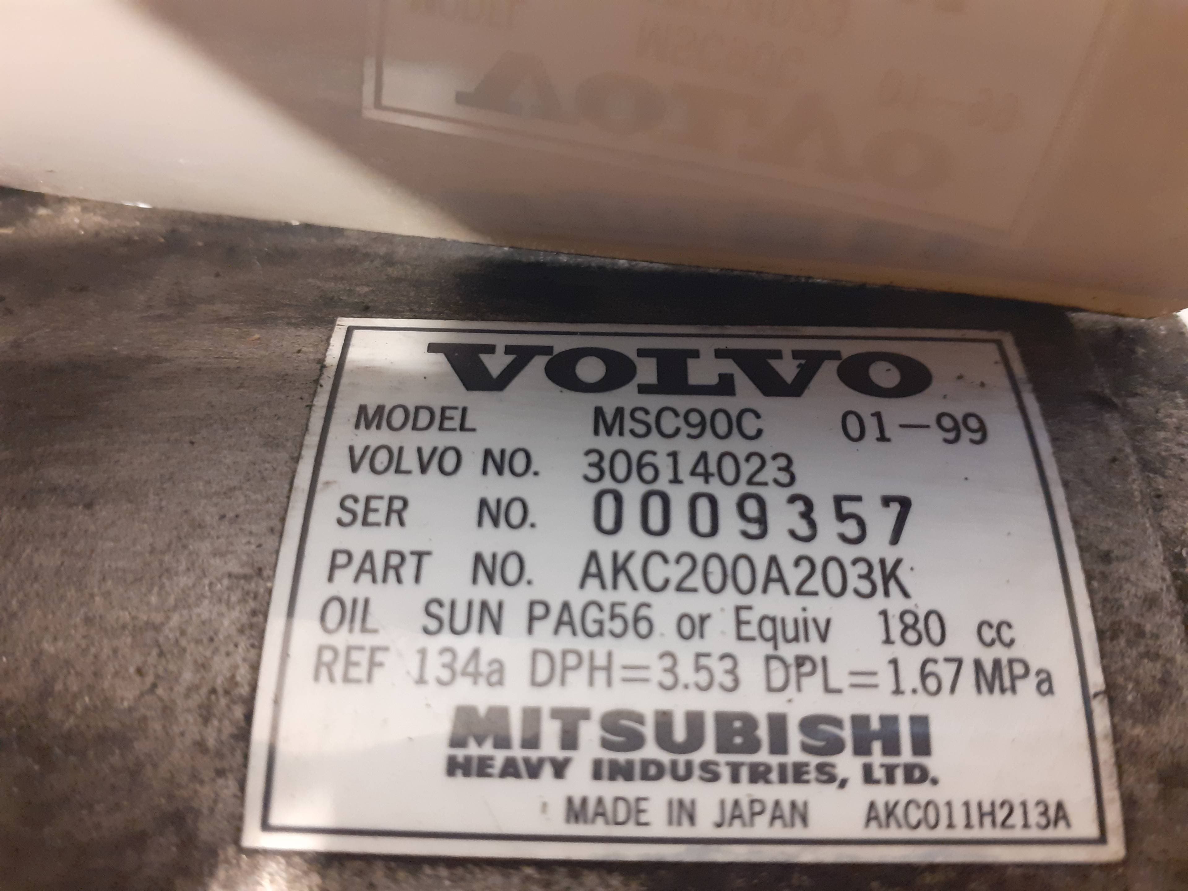 Recambio VOLVO S40 BERLINA ref. 30614023 2
