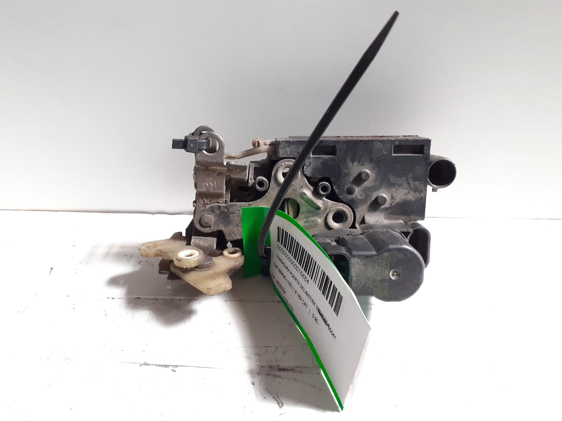 Cerradura puerta delantera izquierda FIAT BRAVO (182) 4