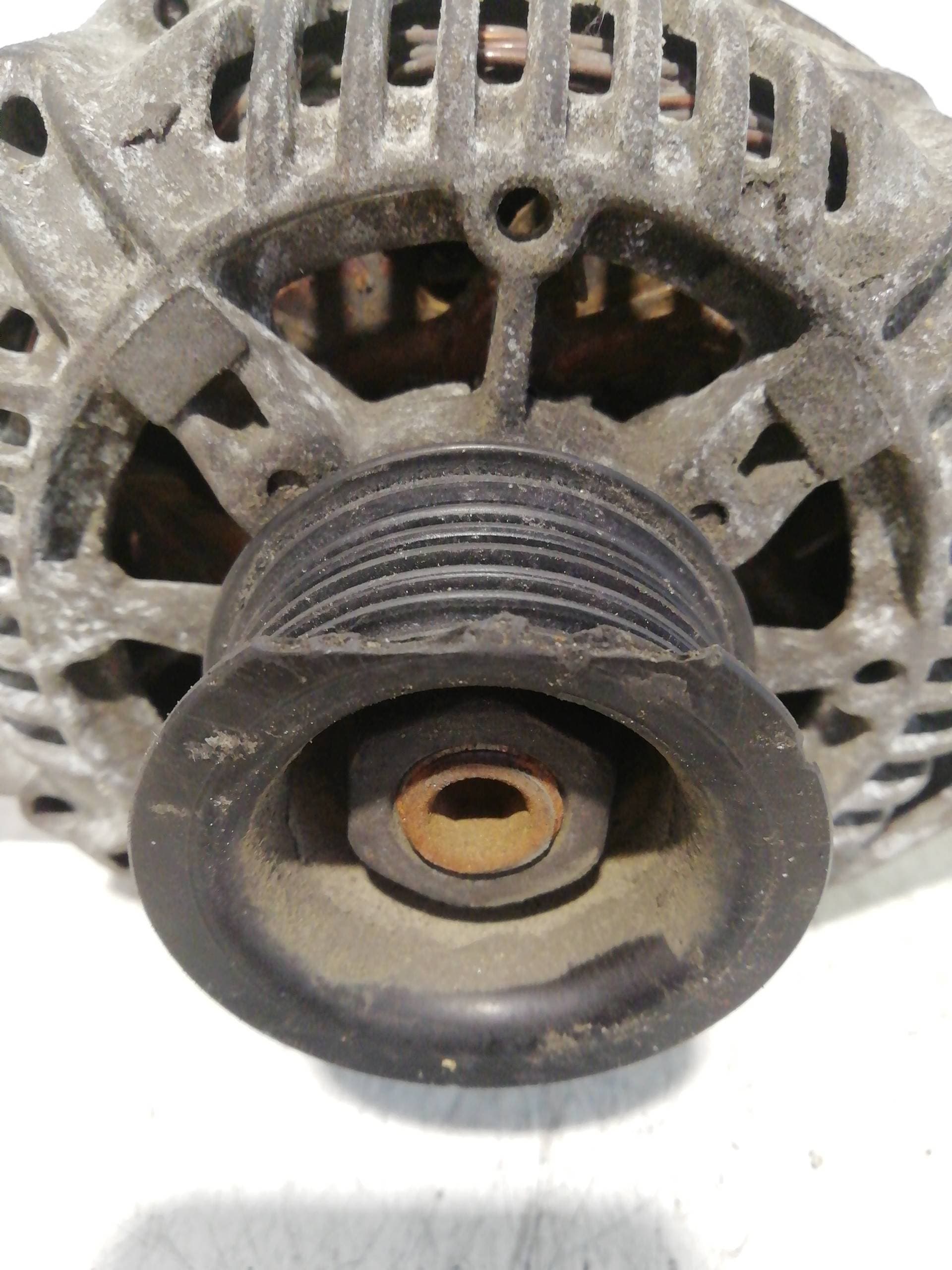 Alternador RENAULT MEGANE I CABRIOLET (EA0) 3
