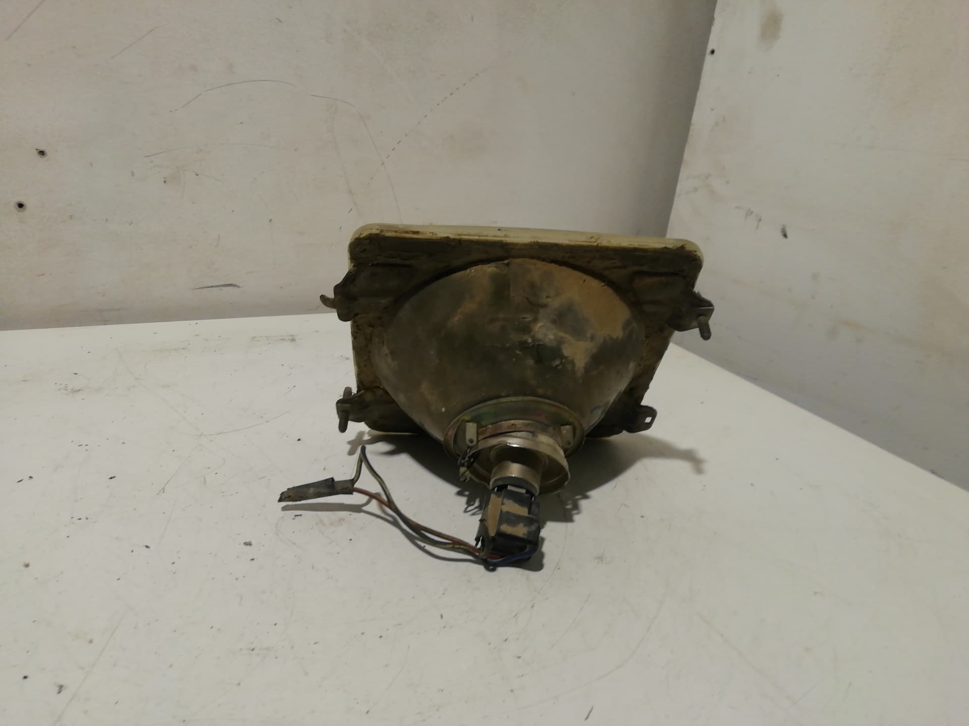 Faro izquierdo RENAULT 6 2