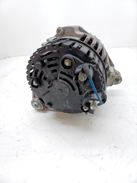 Alternador AUDI COUPE (8B3)