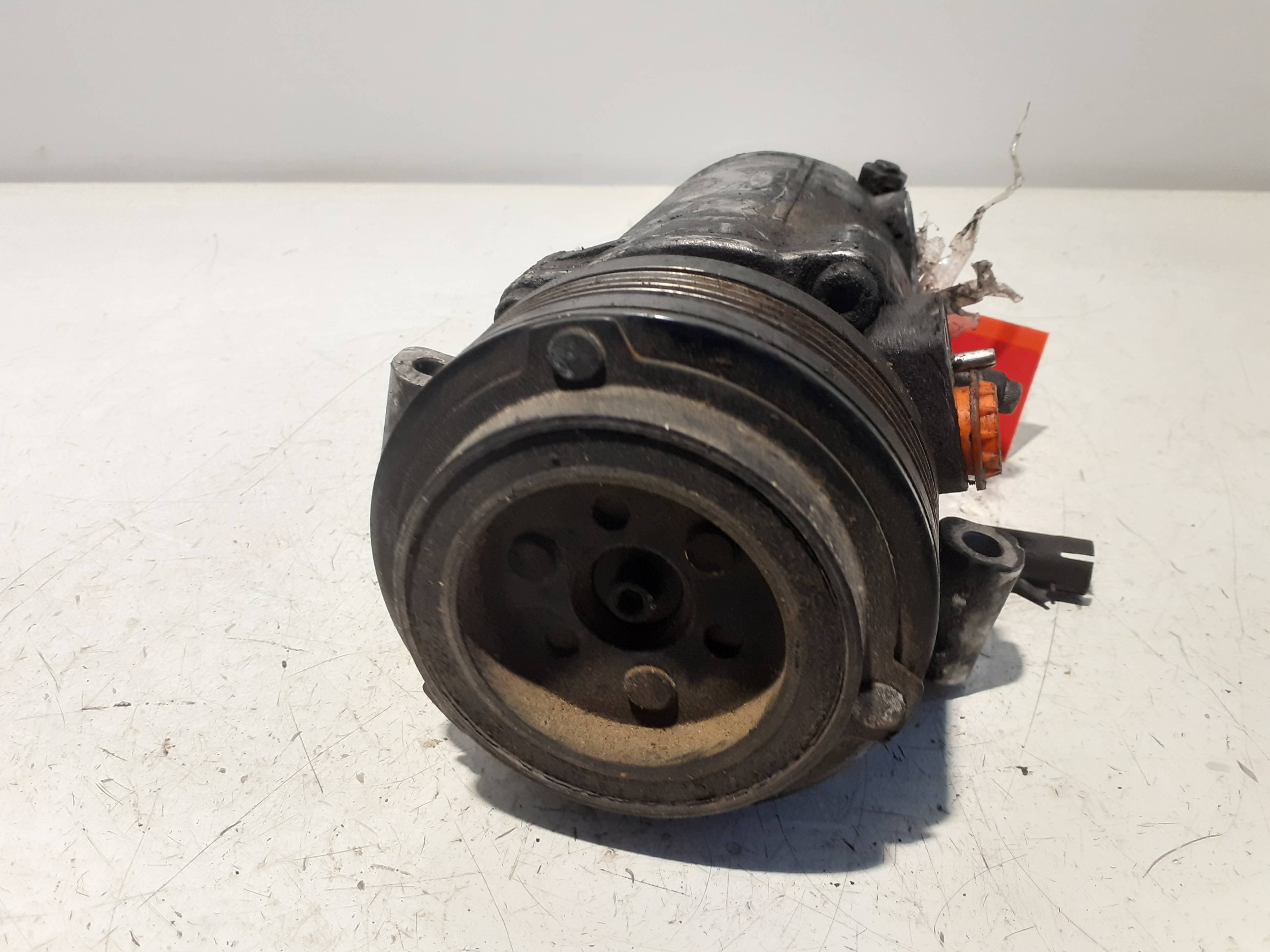 Recambio BMW SERIE 3 COMPACTO (E36) ref. 64528386650