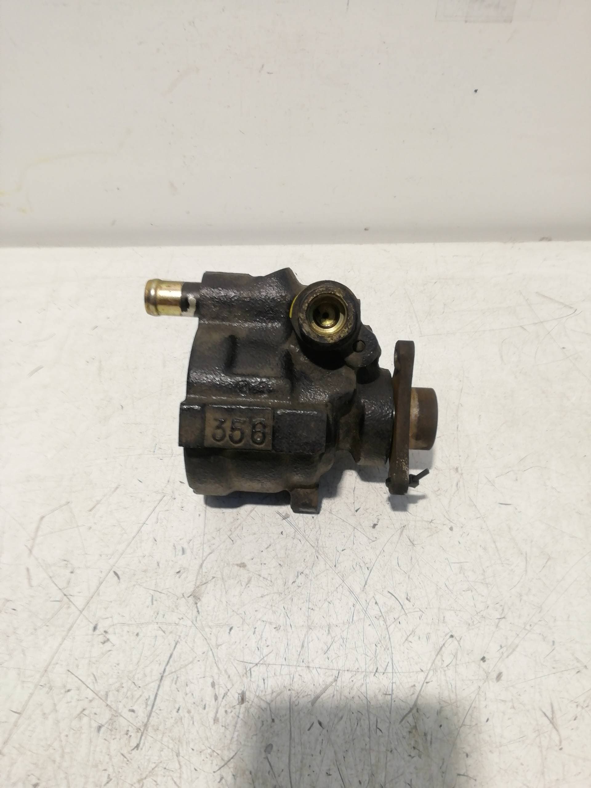 Bomba direccion RENAULT CLIO II FASE II (B/CB0) 5