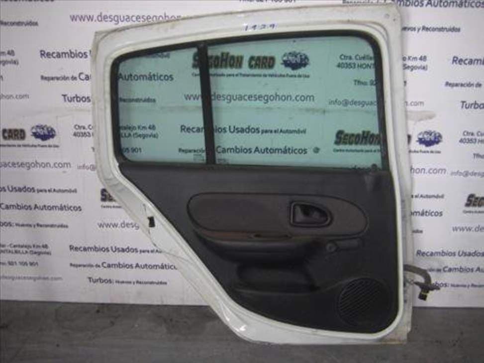 Puerta trasera izquierda RENAULT CLIO II FASE II (B/CB0) 2