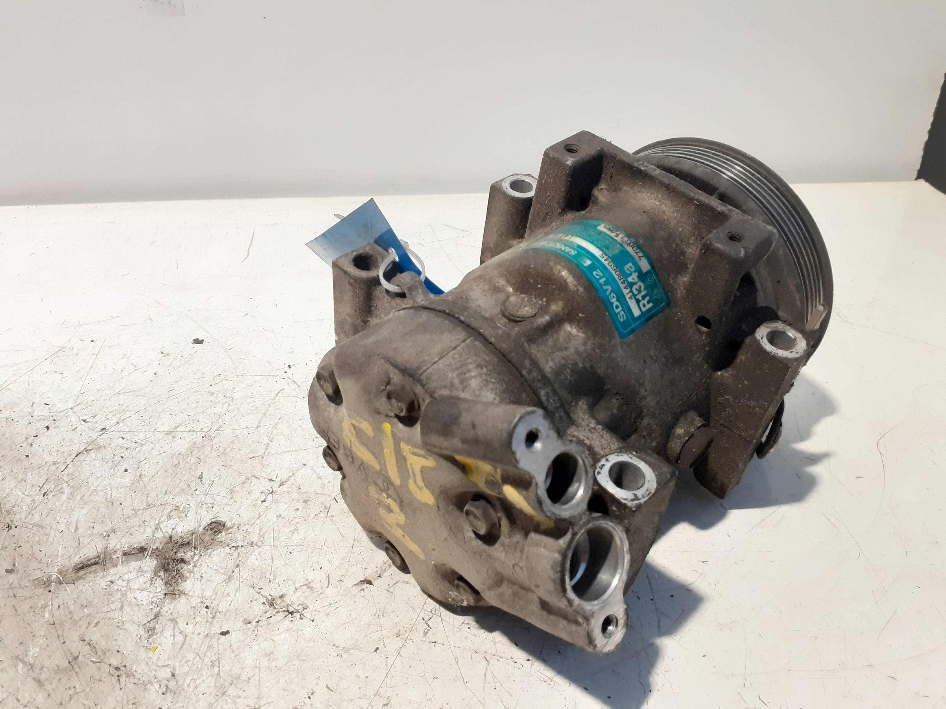 Recambio RENAULT CLIO II FASE II (B/CB0) ref. 7700111235 3