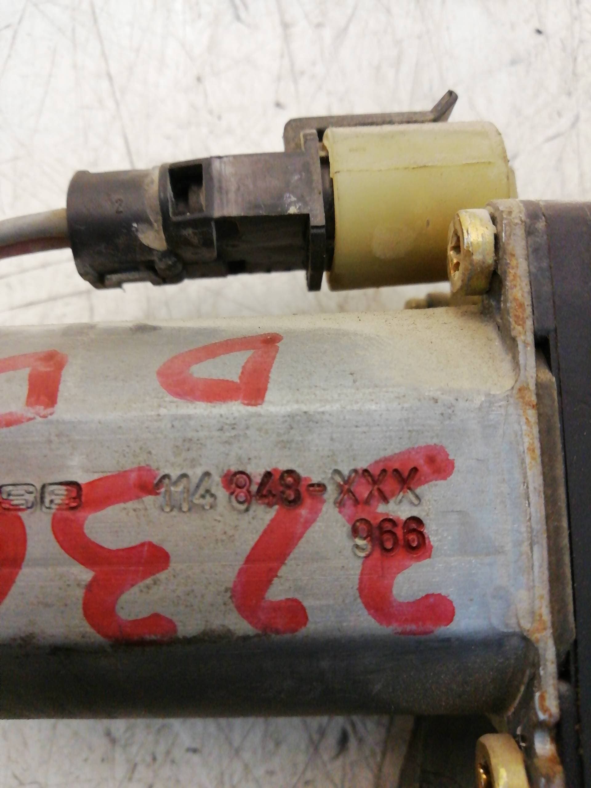 Elevalunas delantero derecho RENAULT CLIO II FASE II (B/CB0) 2