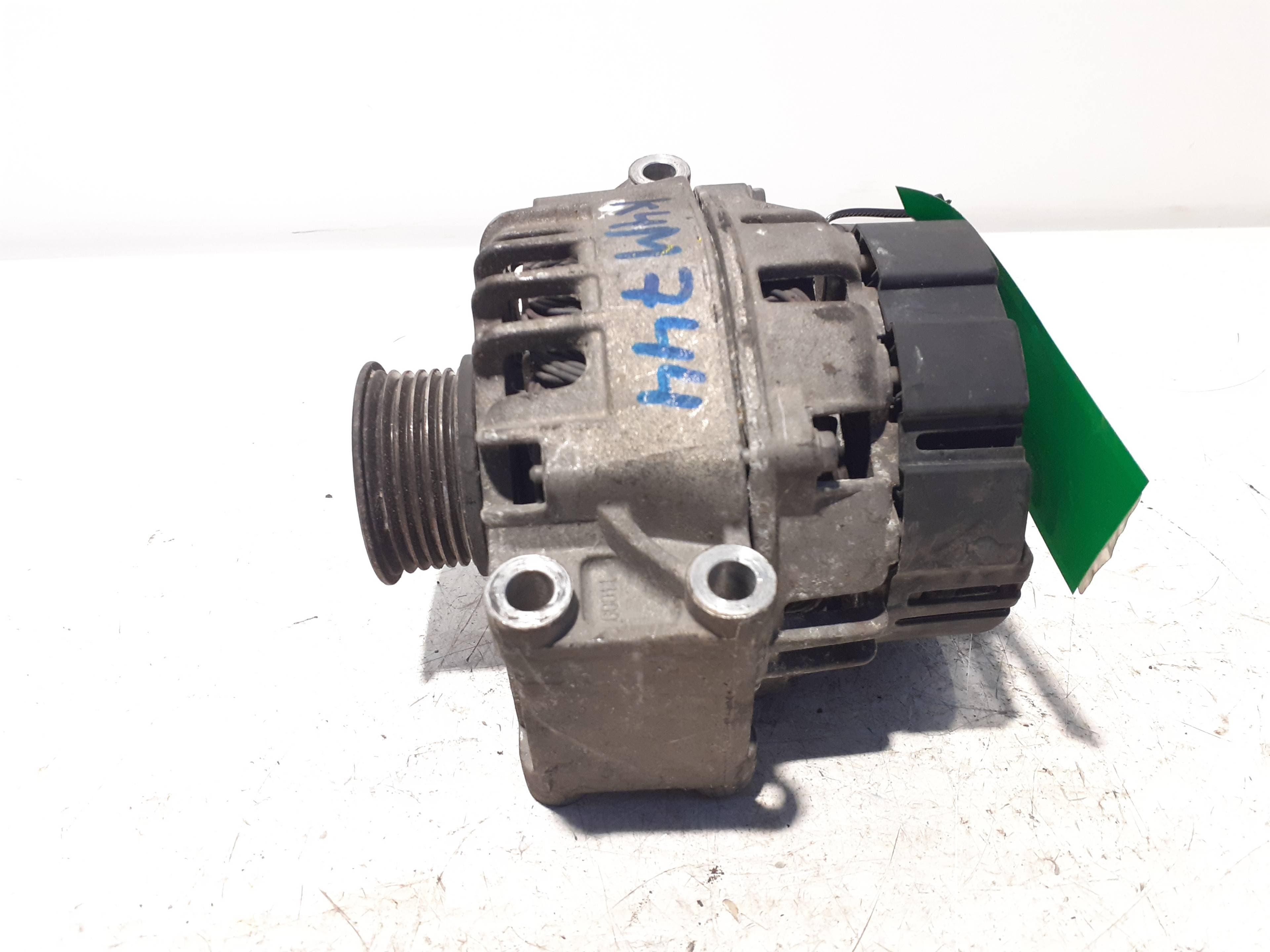 Alternador RENAULT CLIO II FASE II (B/CB0) 4