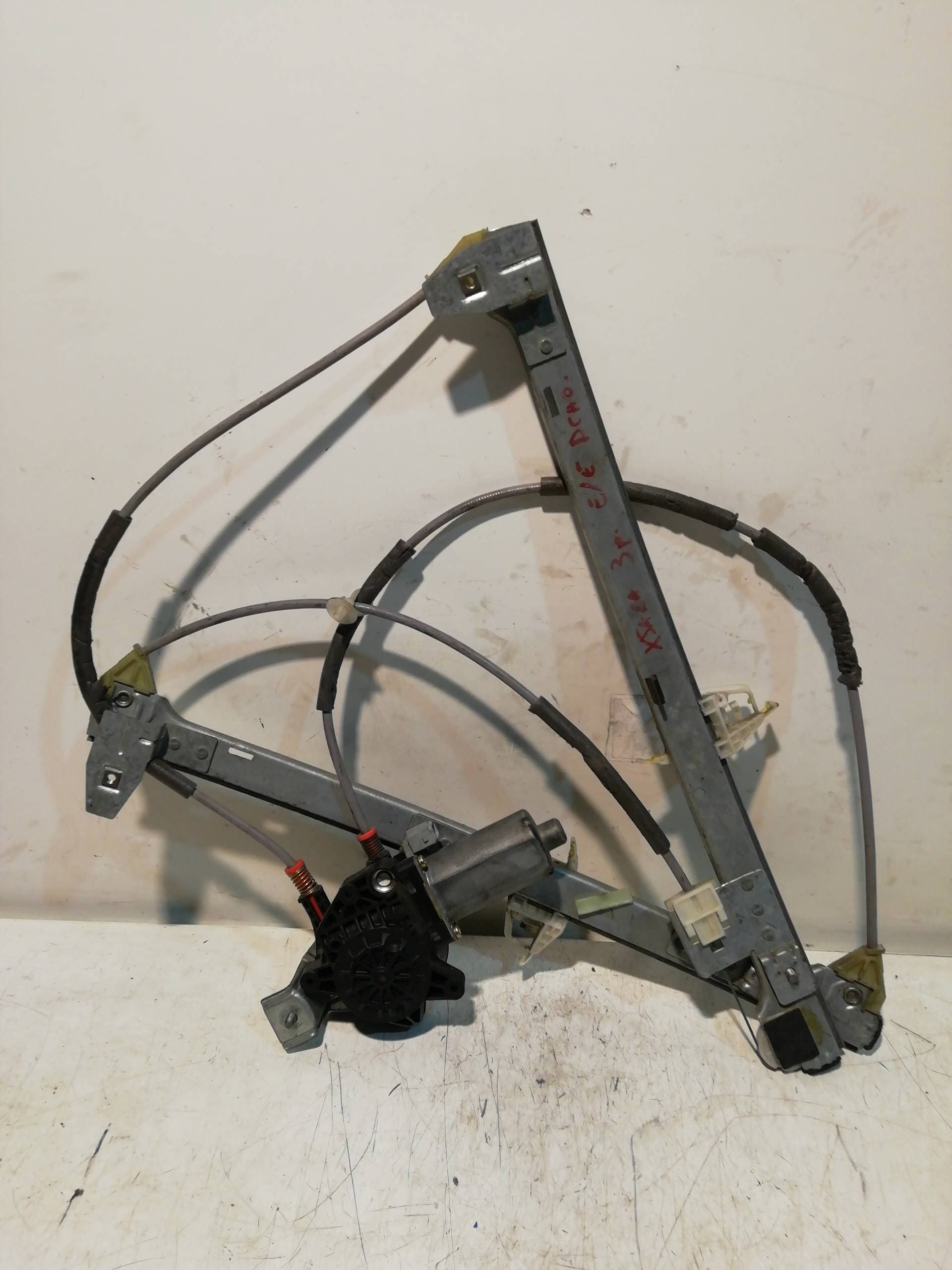 Motor elevalunas delantero derecho CITROEN XSARA COUPE