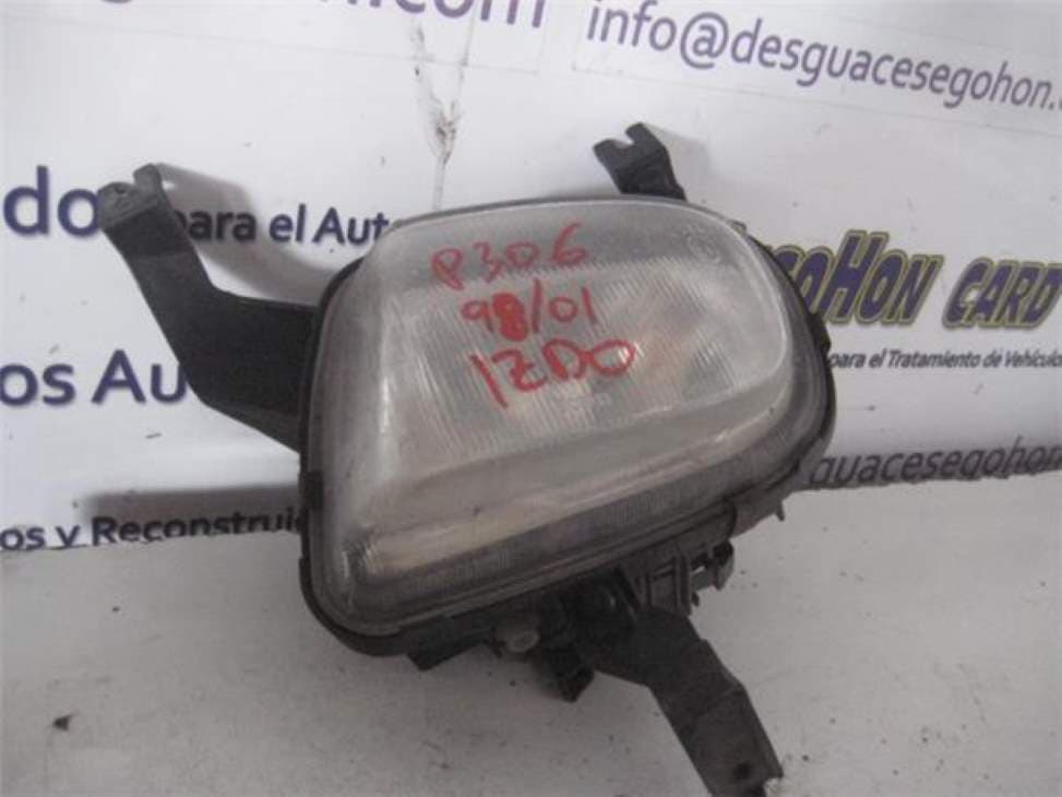 Faro antiniebla izquierdo PEUGEOT 306 BERLINA 3/4/5 PUERTAS (S2)