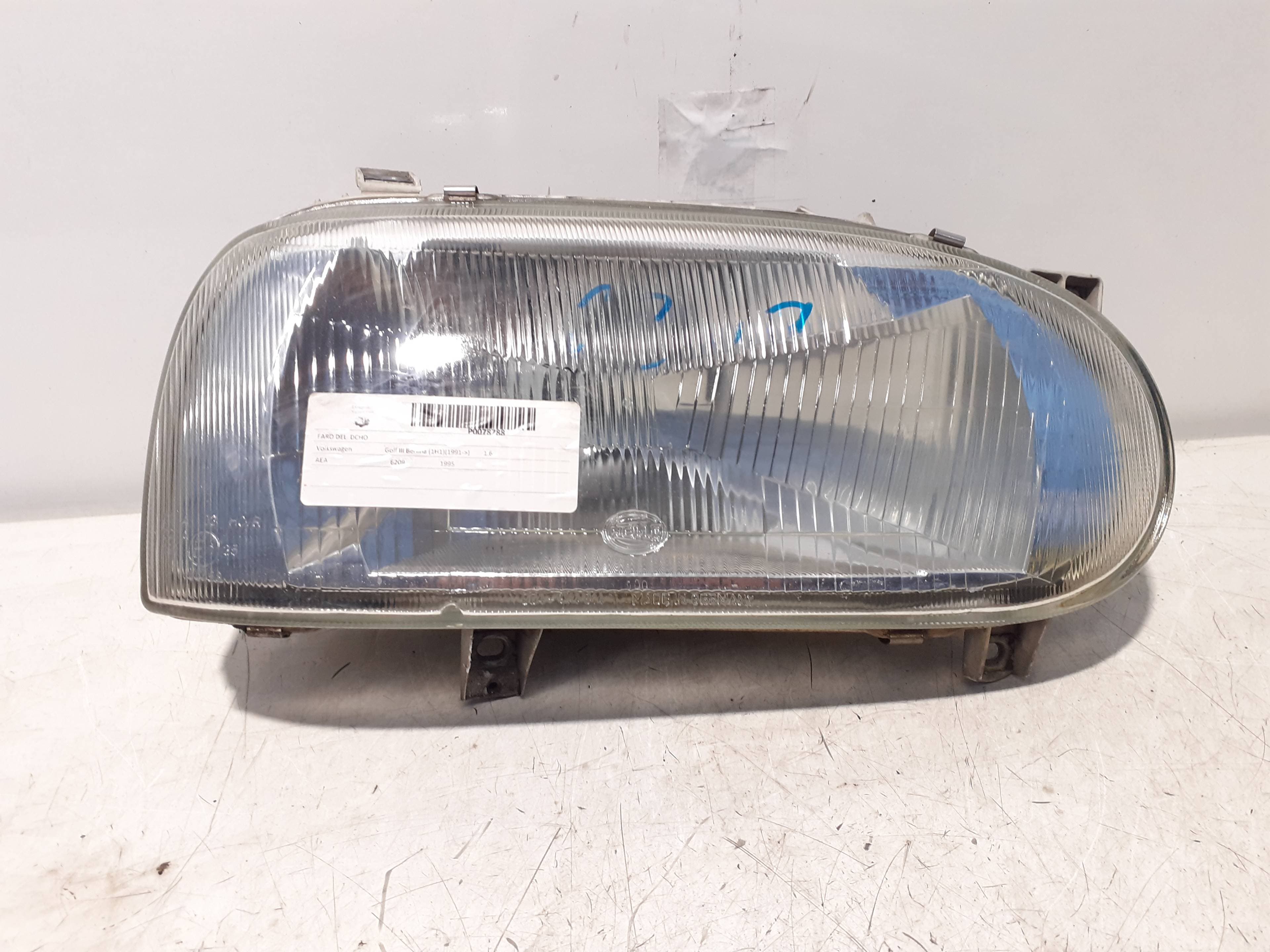 Faro derecho VOLKSWAGEN GOLF III BERLINA (1H1)
