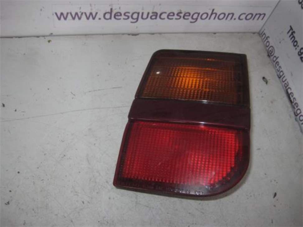 Piloto trasero derecho MITSUBISHI SPACE WAGON (N30/N40)