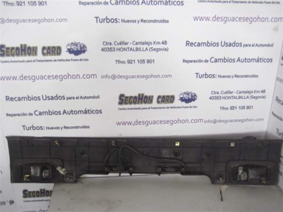 Luz central de freno MITSUBISHI SPACE WAGON (N30/N40) 2