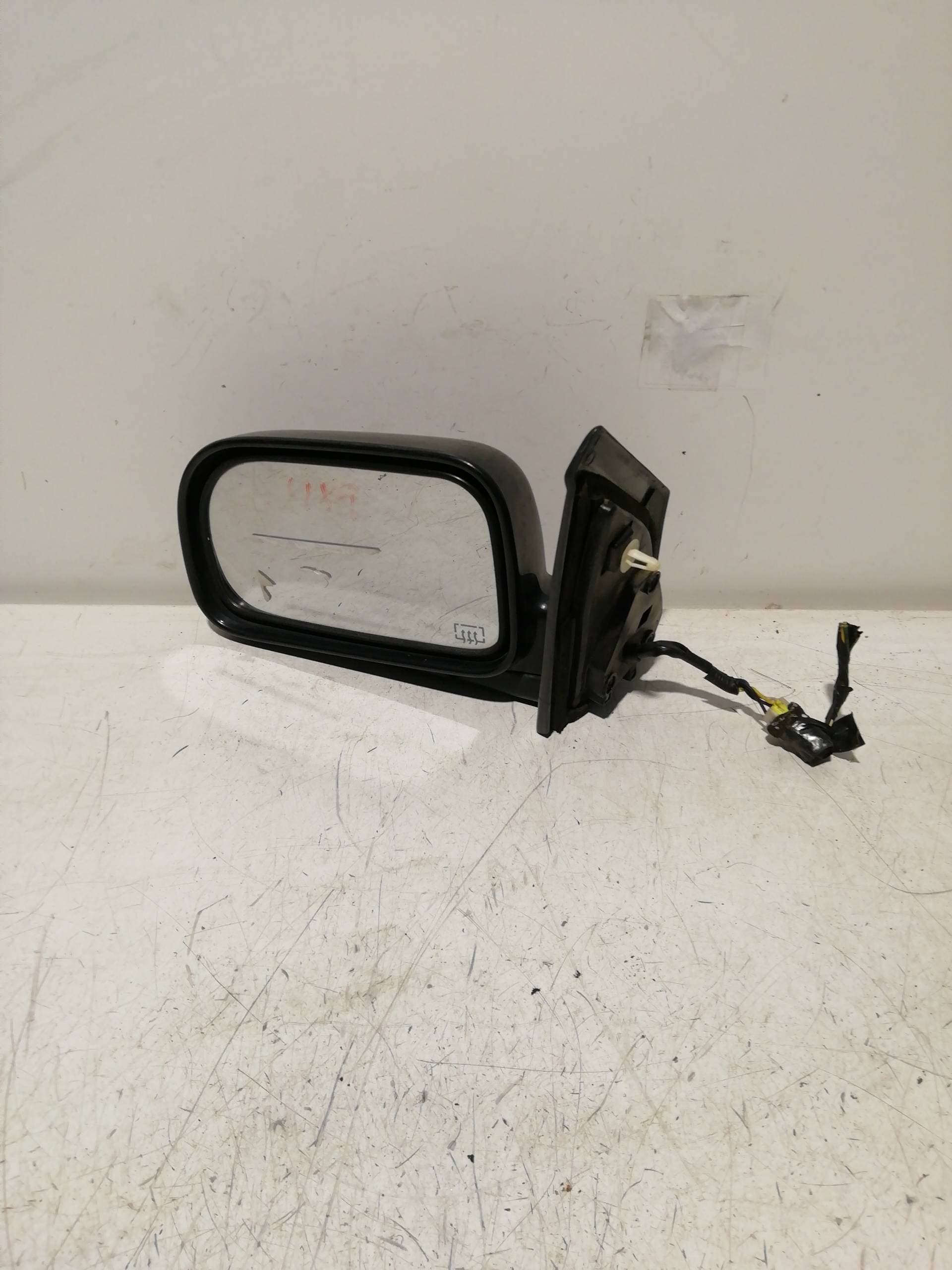 Retrovisor izquierdo MITSUBISHI SPACE WAGON (N30/N40)