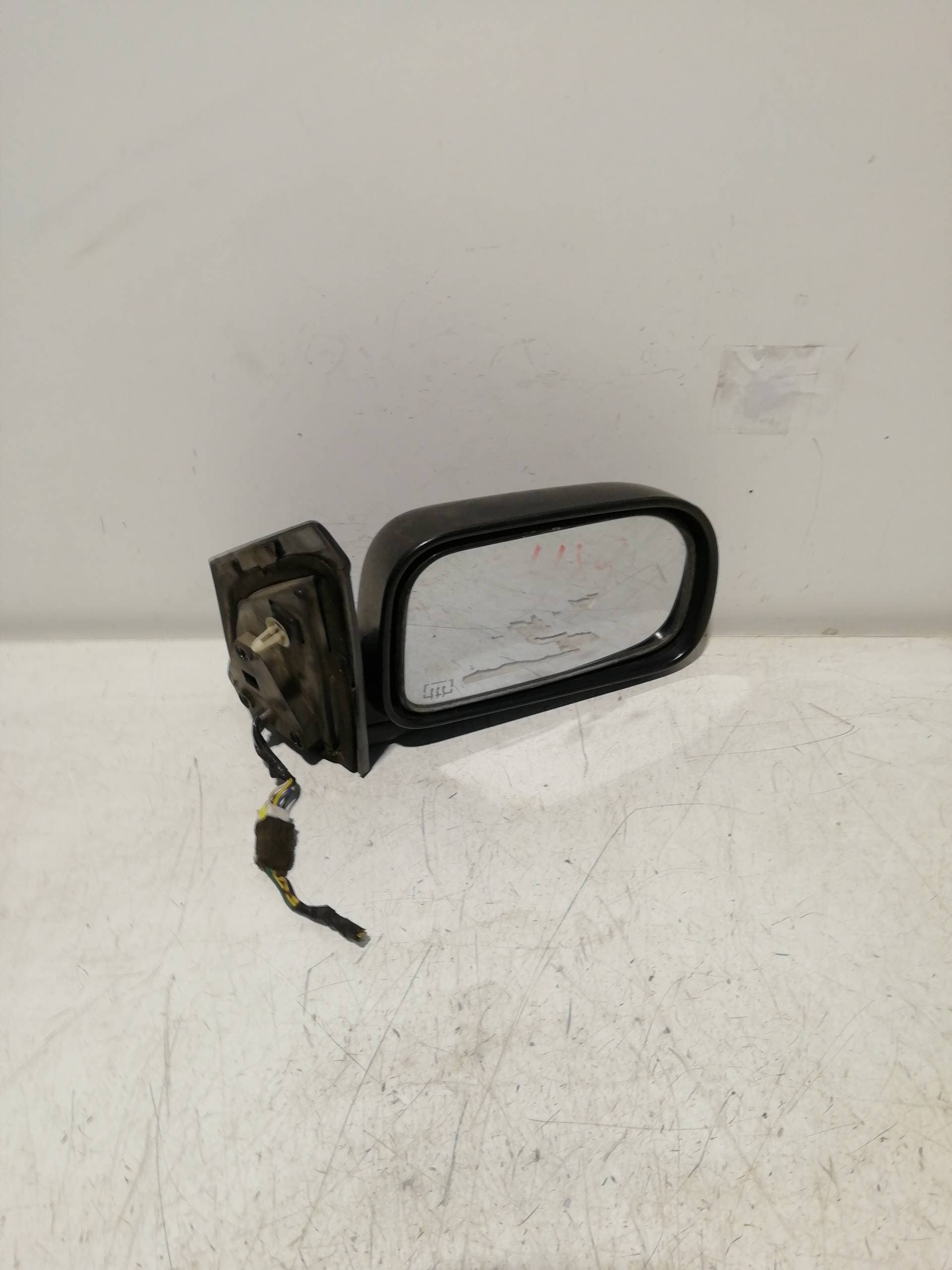 Retrovisor derecho MITSUBISHI SPACE WAGON (N30/N40)