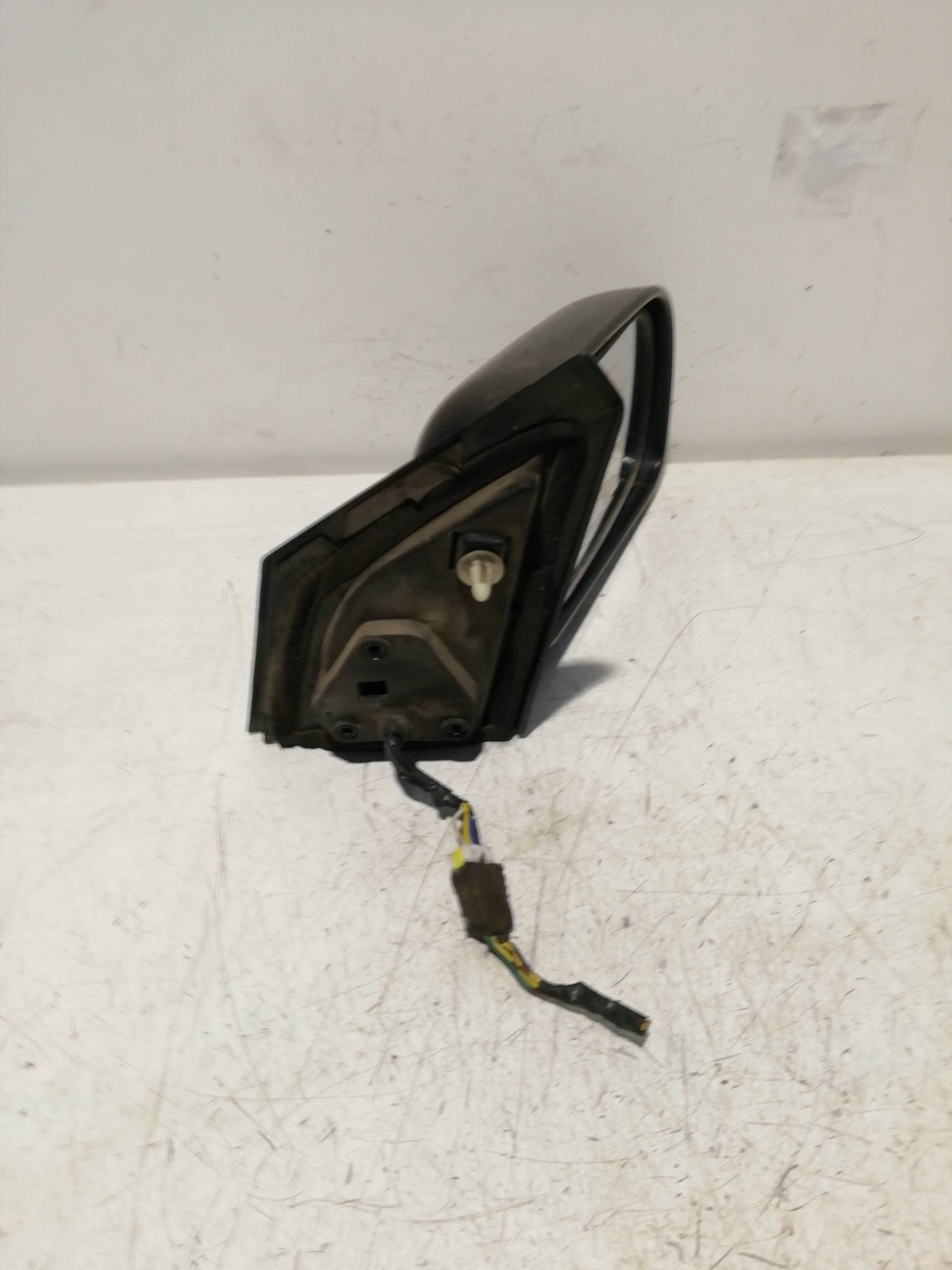 Retrovisor derecho MITSUBISHI SPACE WAGON (N30/N40) 3