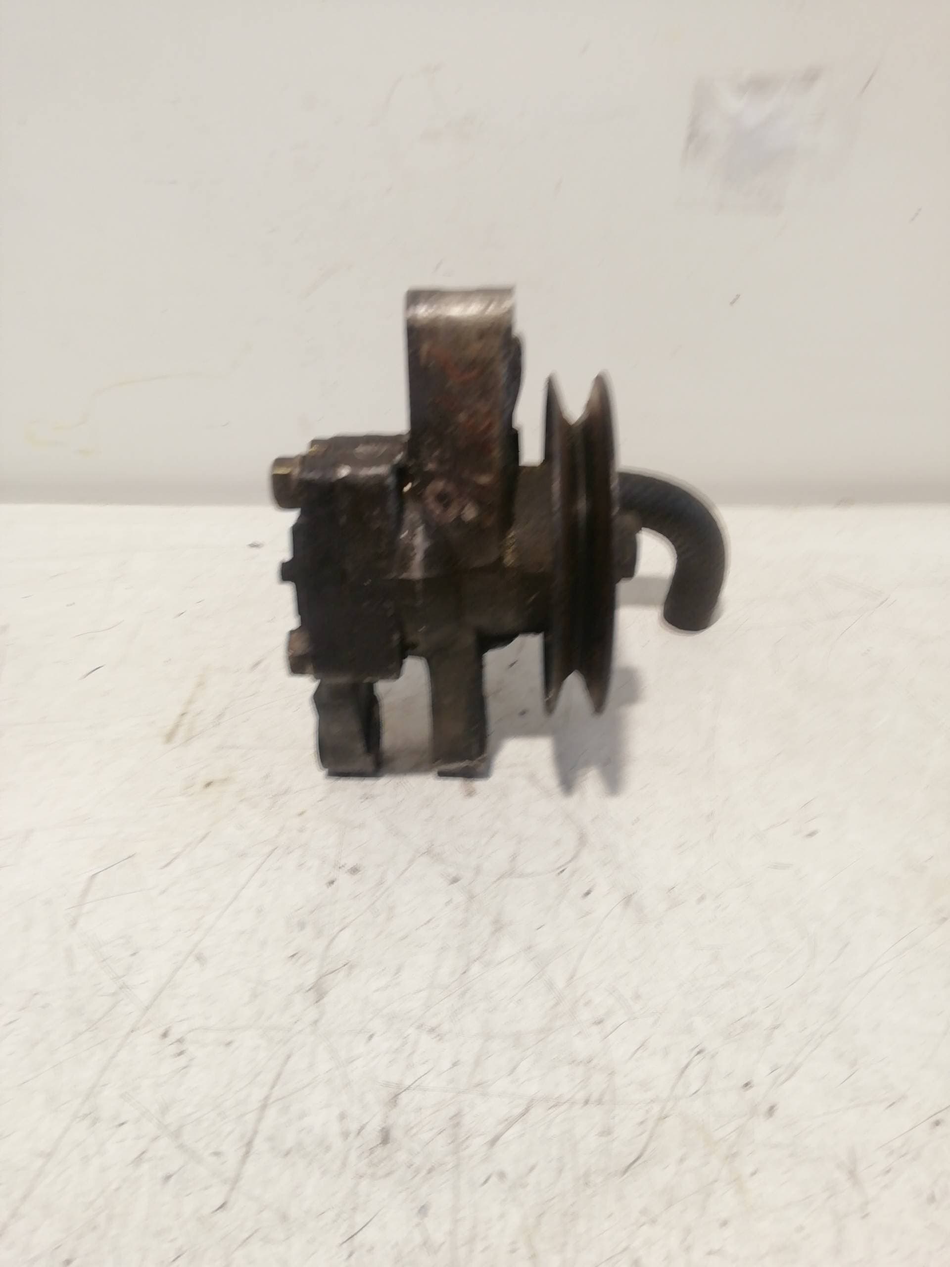 Bomba direccion HYUNDAI COUPE (RD) 2