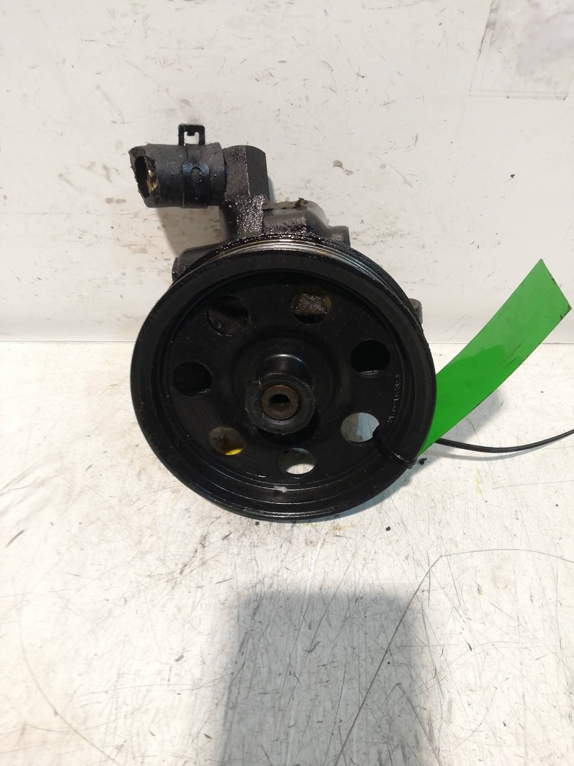 Bomba direccion FORD FOCUS BERLINA (CAK) 3