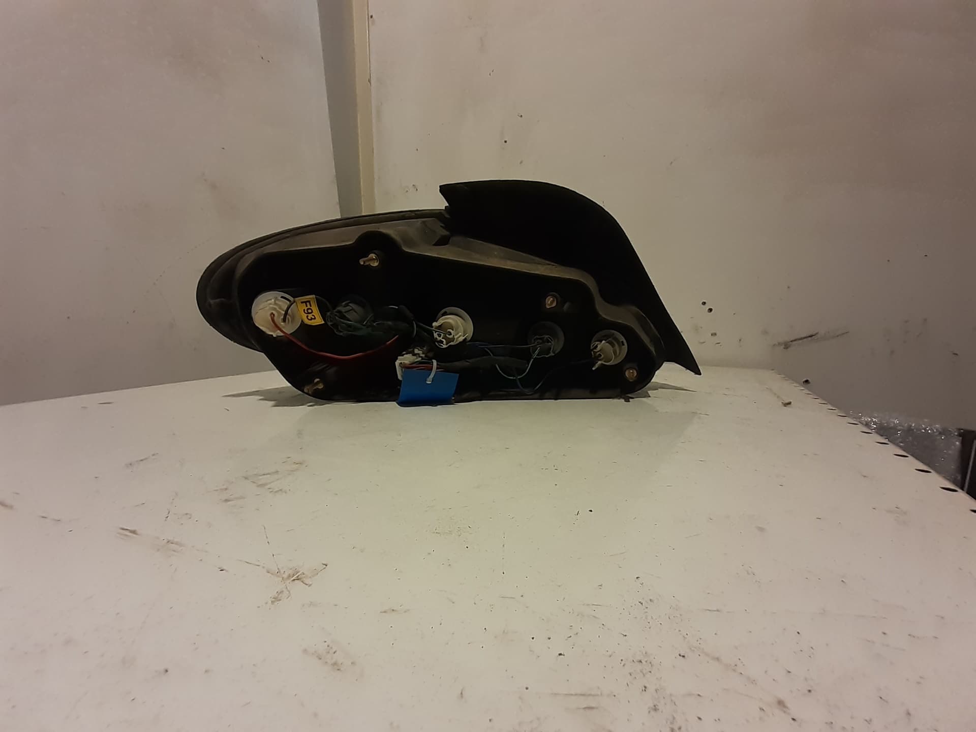 Piloto trasero derecho HYUNDAI LANTRA (J1) 2