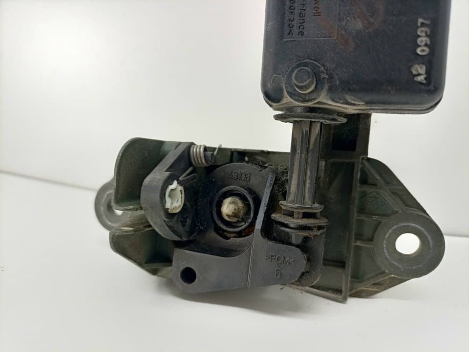 Cerradura maletero / porton RENAULT MEGANE I BERLINA HATCHBACK (BA0) 4