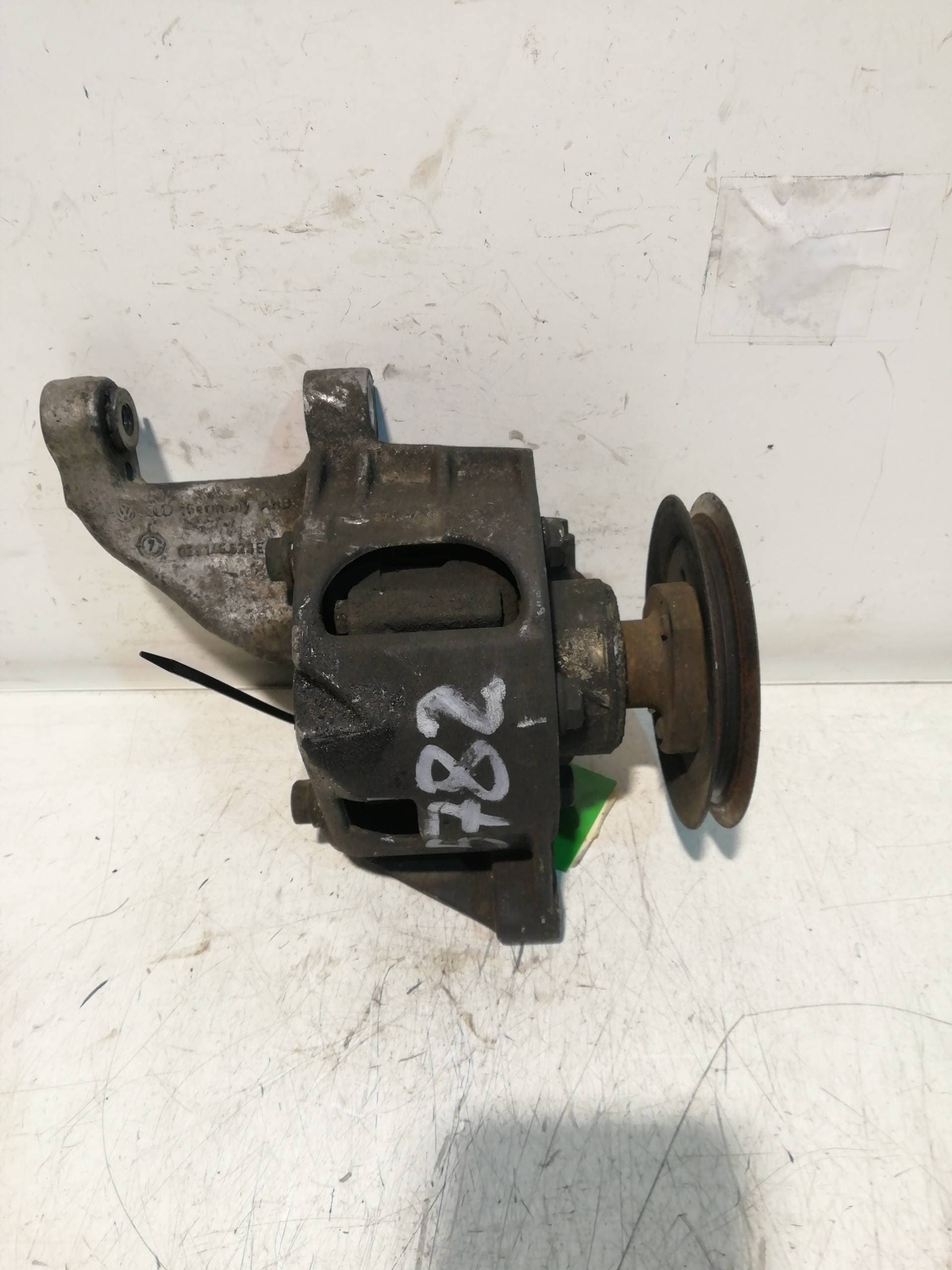 Bomba direccion SEAT IBIZA (6K)
