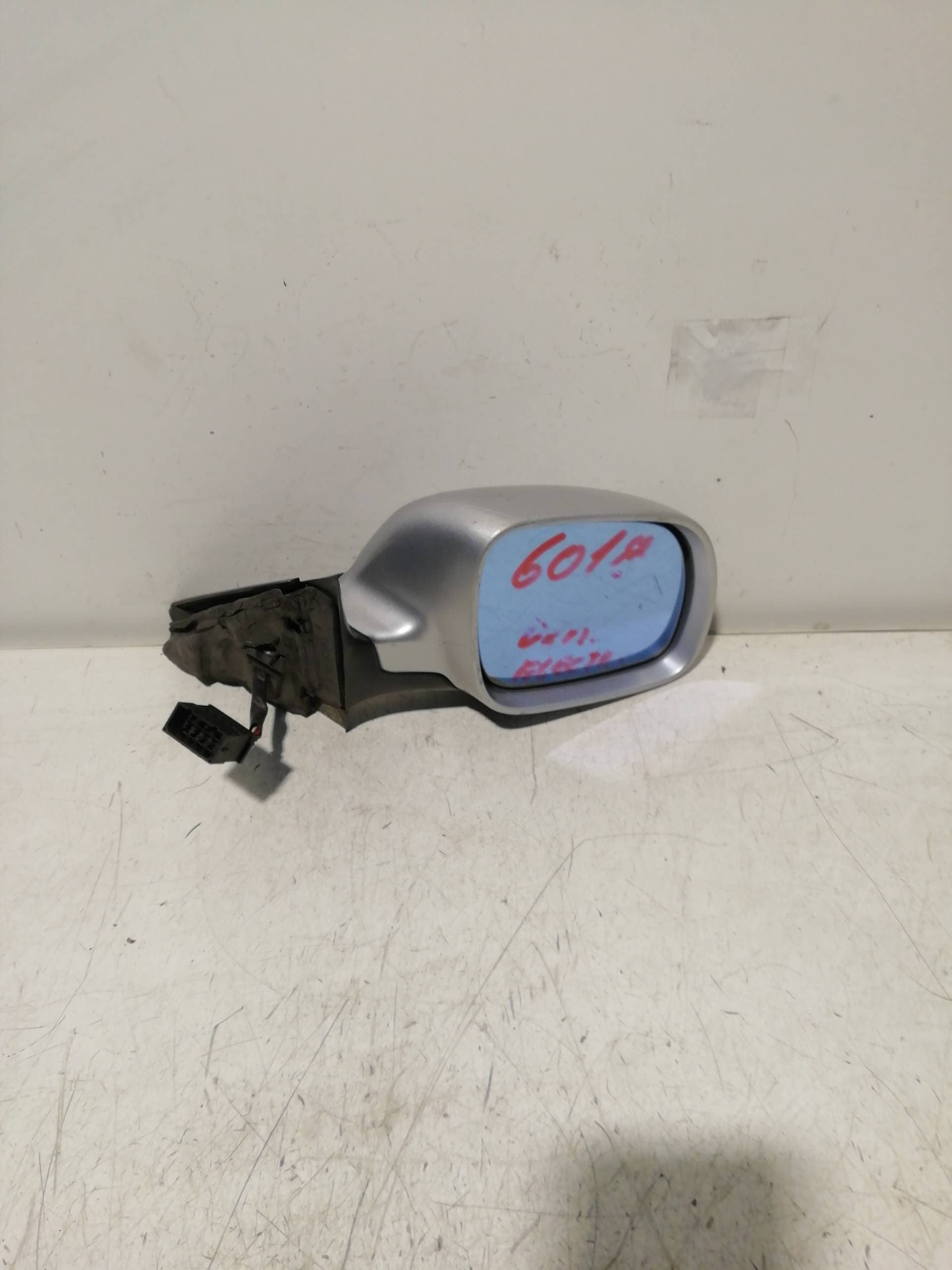 Retrovisor derecho AUDI A6 AVANT (4B5)