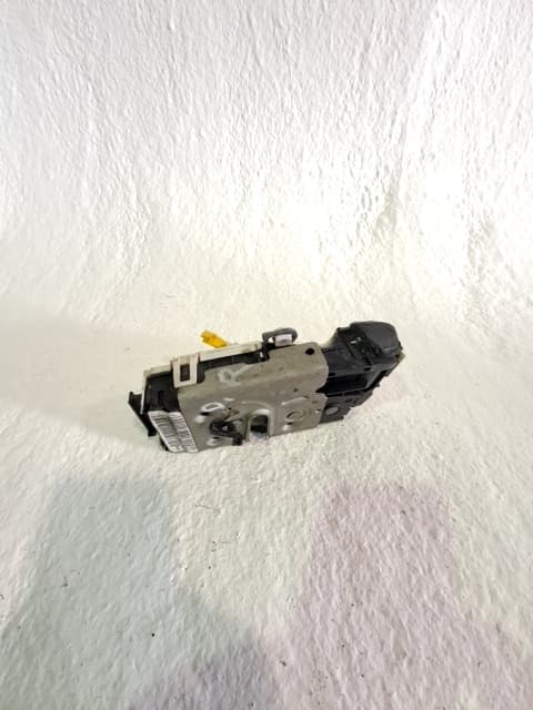 Cerradura puerta delantera derecha JEEP COMPASS 2