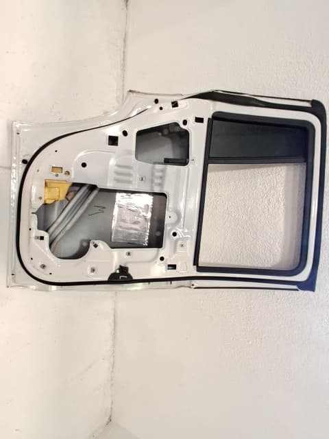 Puerta trasera izquierda JEEP COMPASS